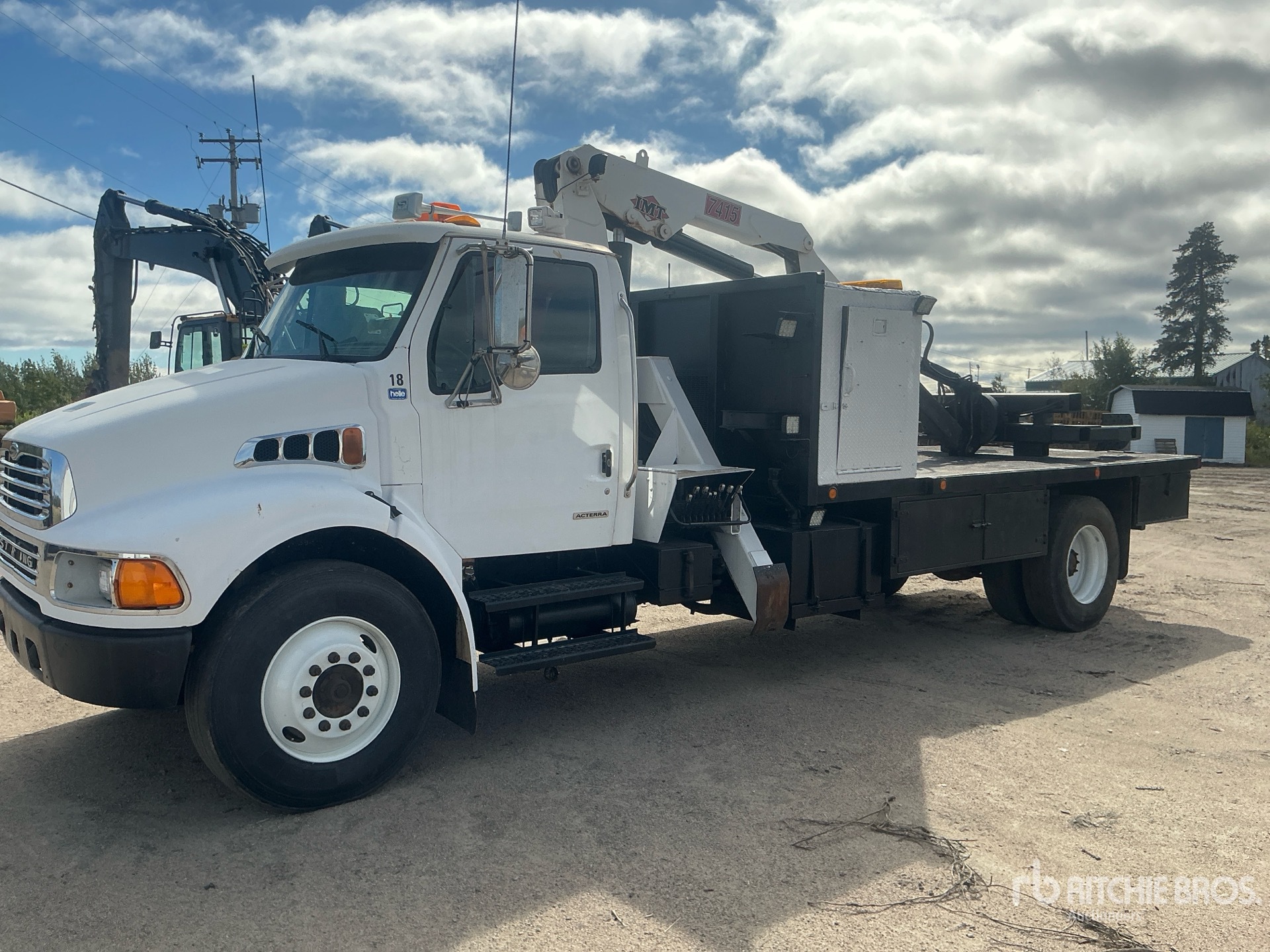 Photo of 2002 Sterling M7500