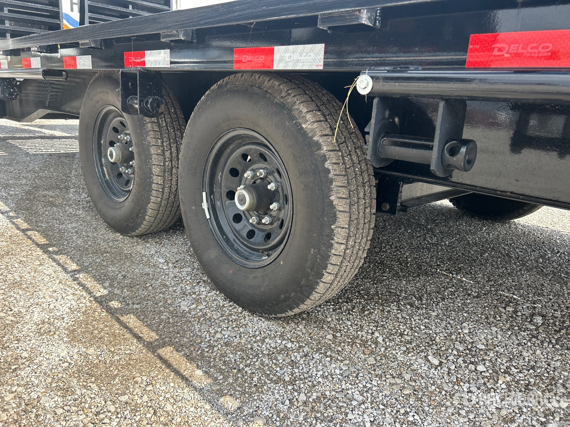 2026 Delco 40 FT T/A GOOSENECK