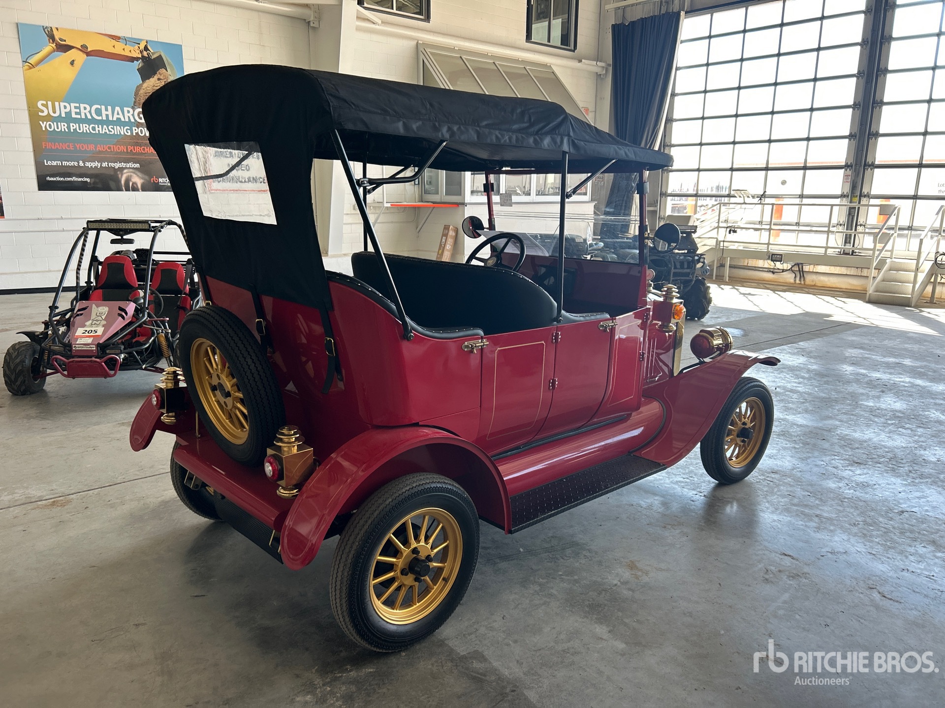 General Appearance with Picture, Right Rear Corner