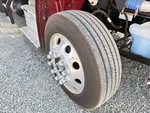 Underbody with Right Steer Tire