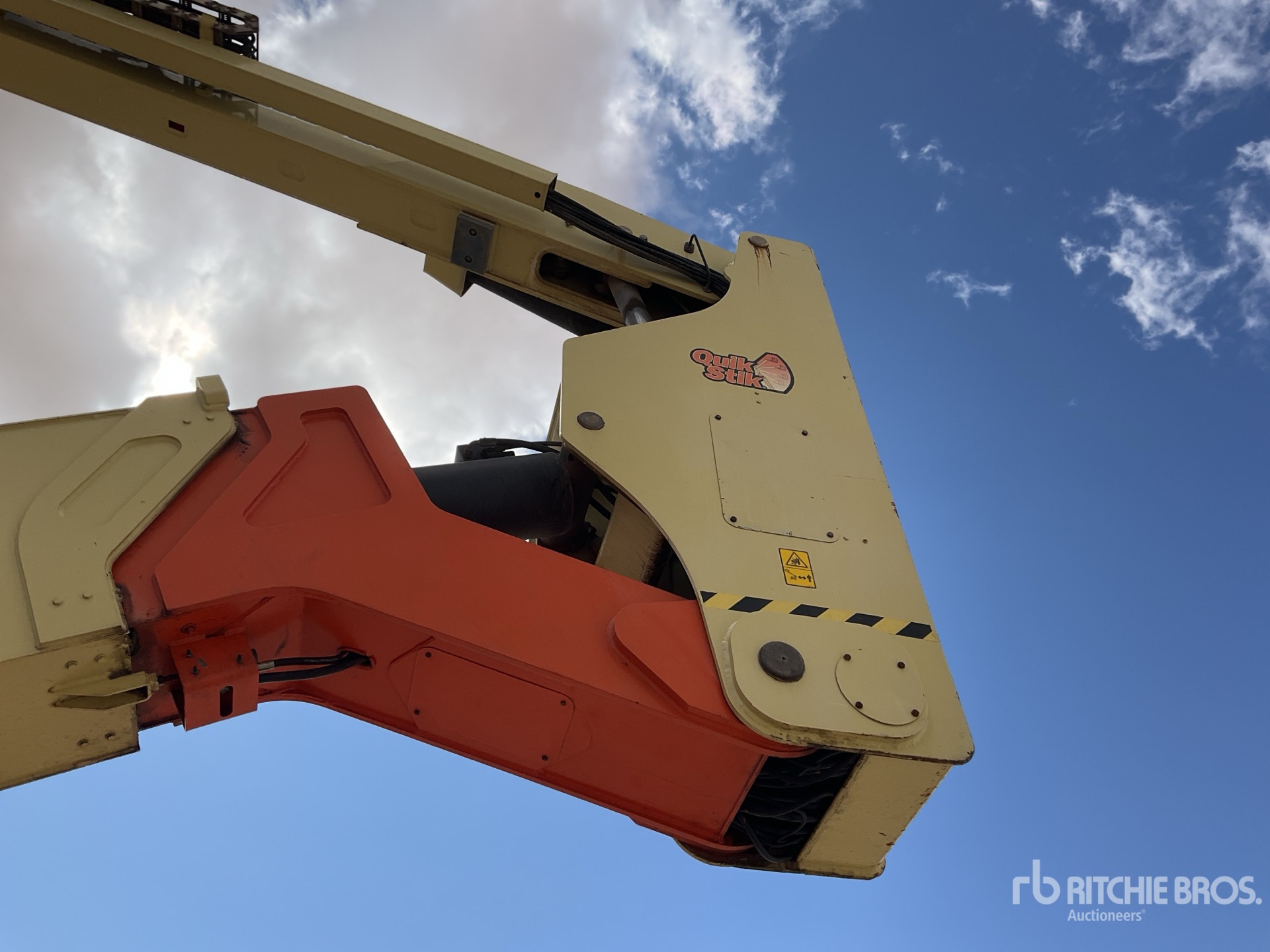 2008 JLG 800AJ