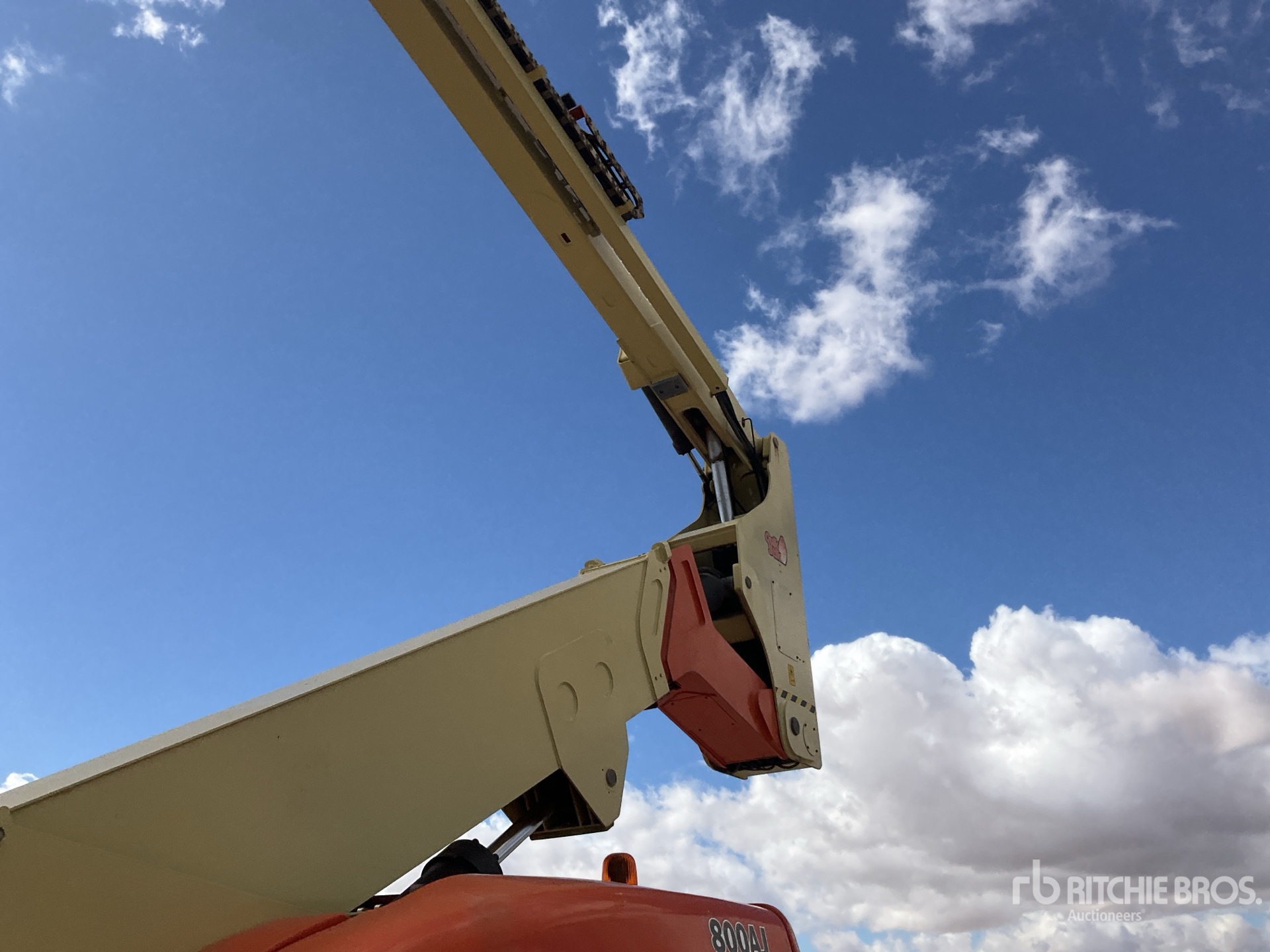 2008 JLG 800AJ