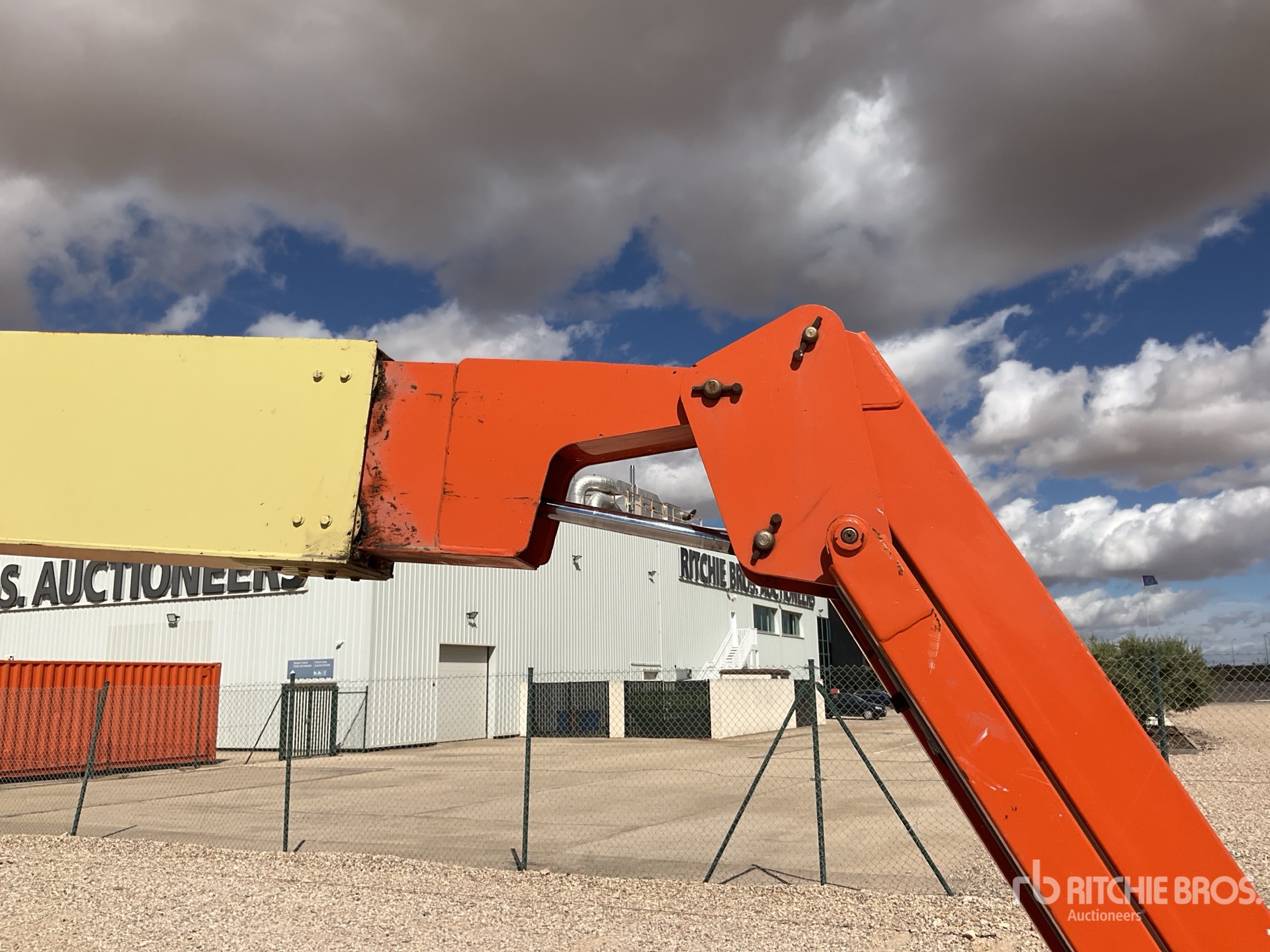 2008 JLG 800AJ