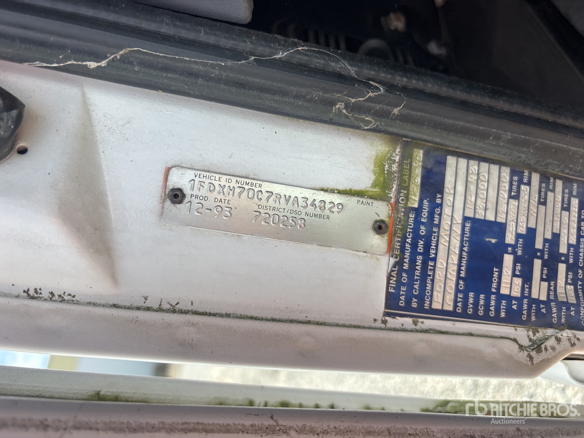 1994 Ford CF7000
