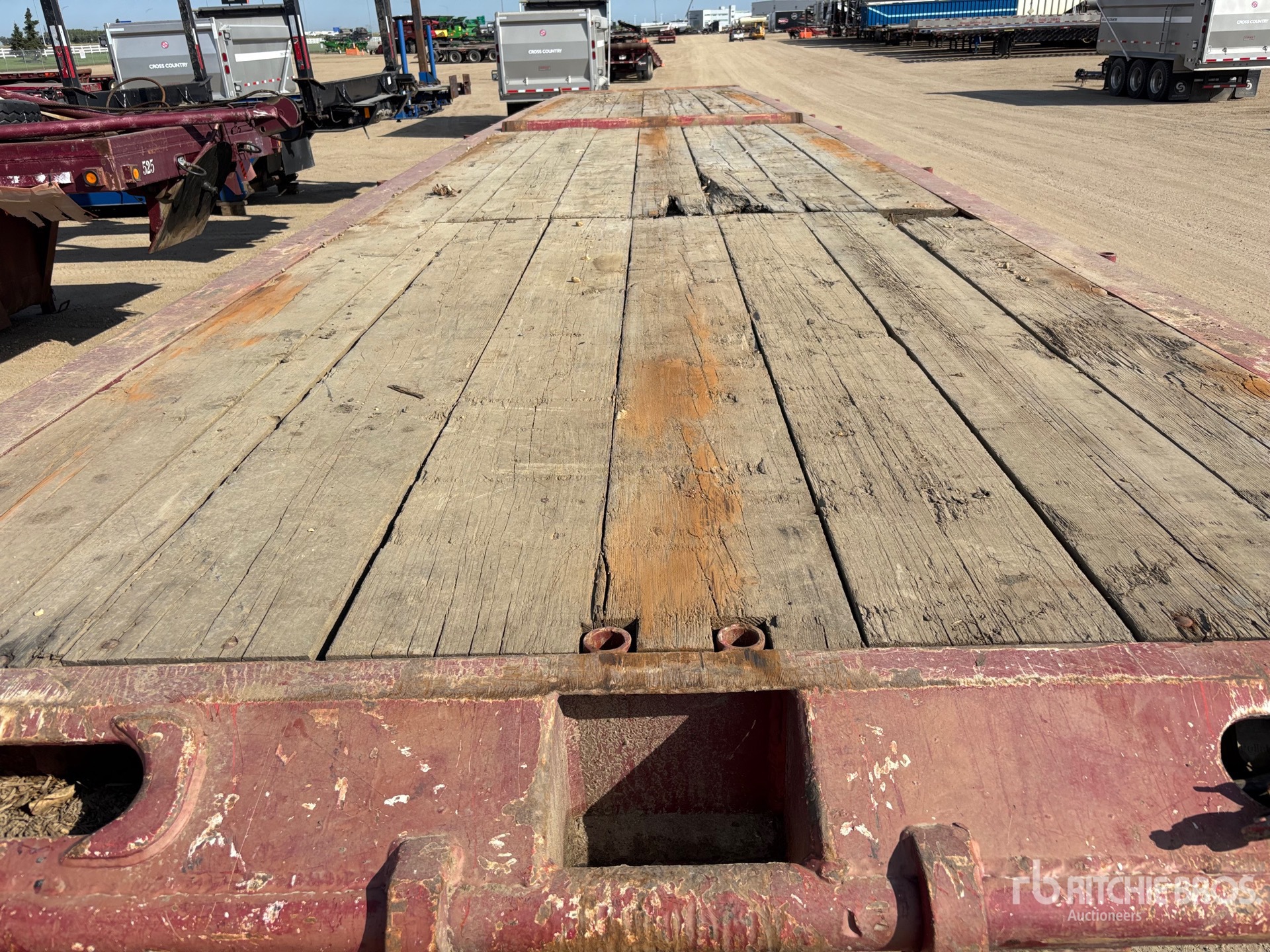 1997 Arrow 50 TON 50 FT TRI/A FLATBED