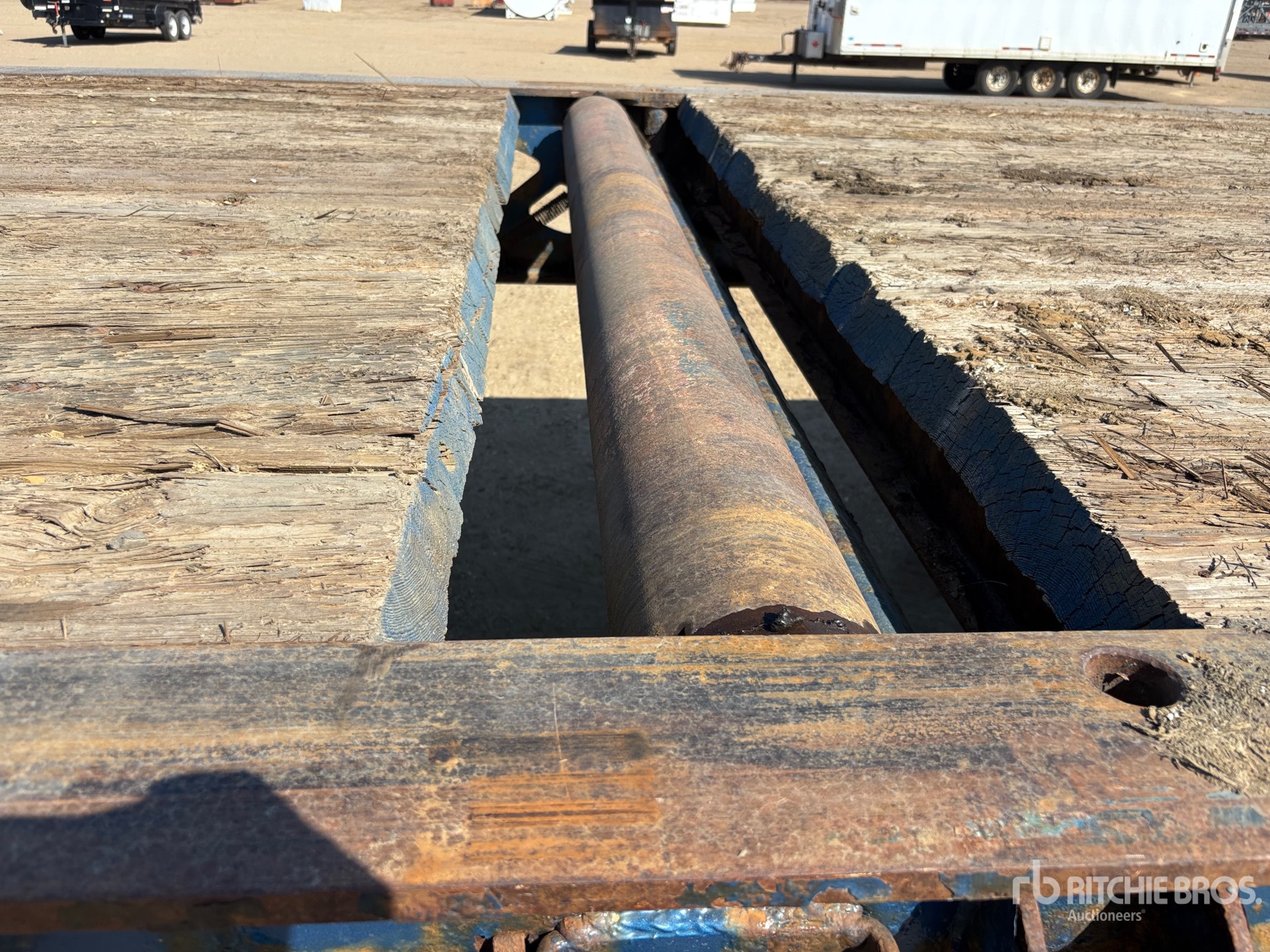 2006 Doepker 50 FT TRI/A FLATBED