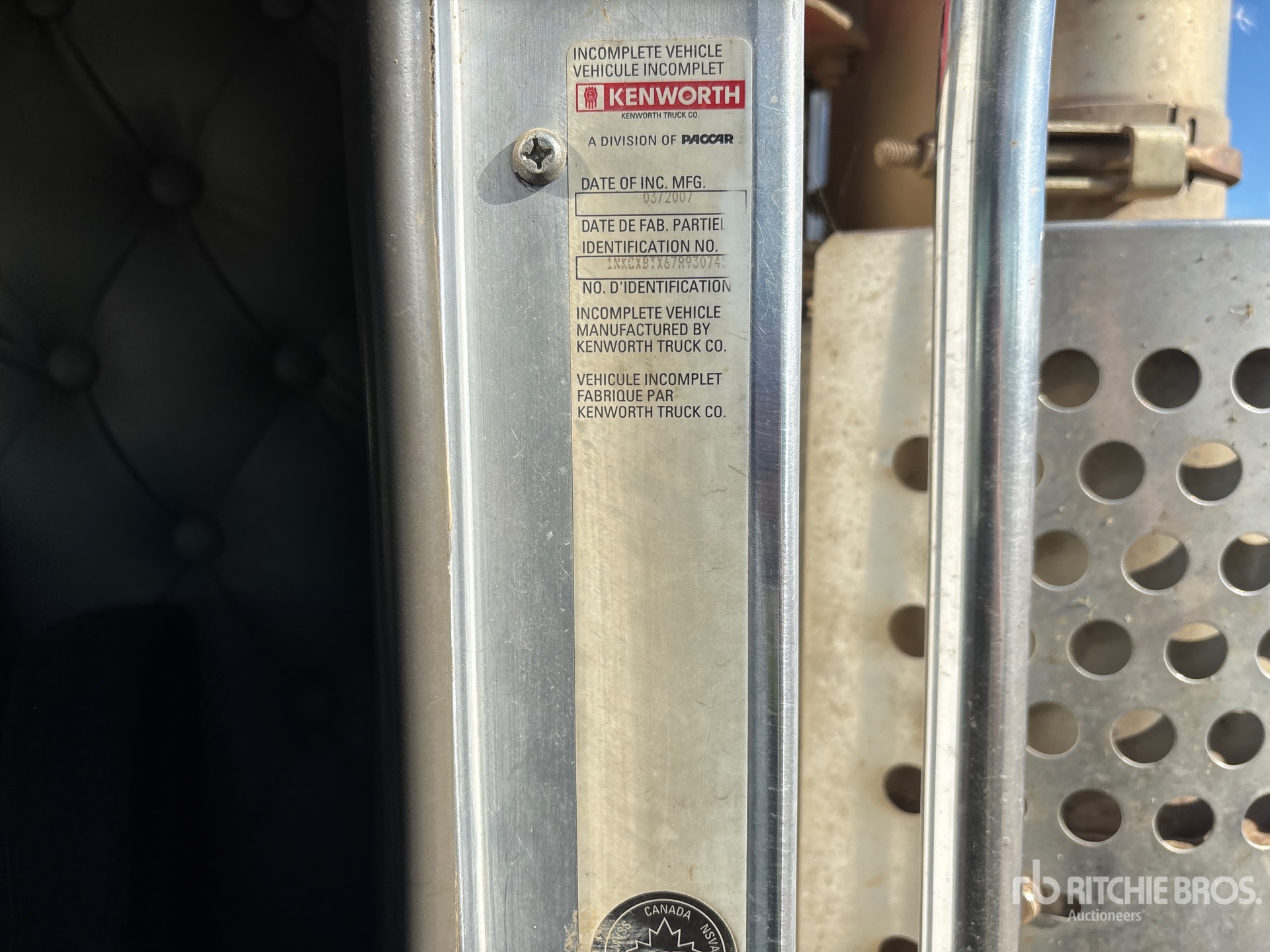 2007 Kenworth C500 420