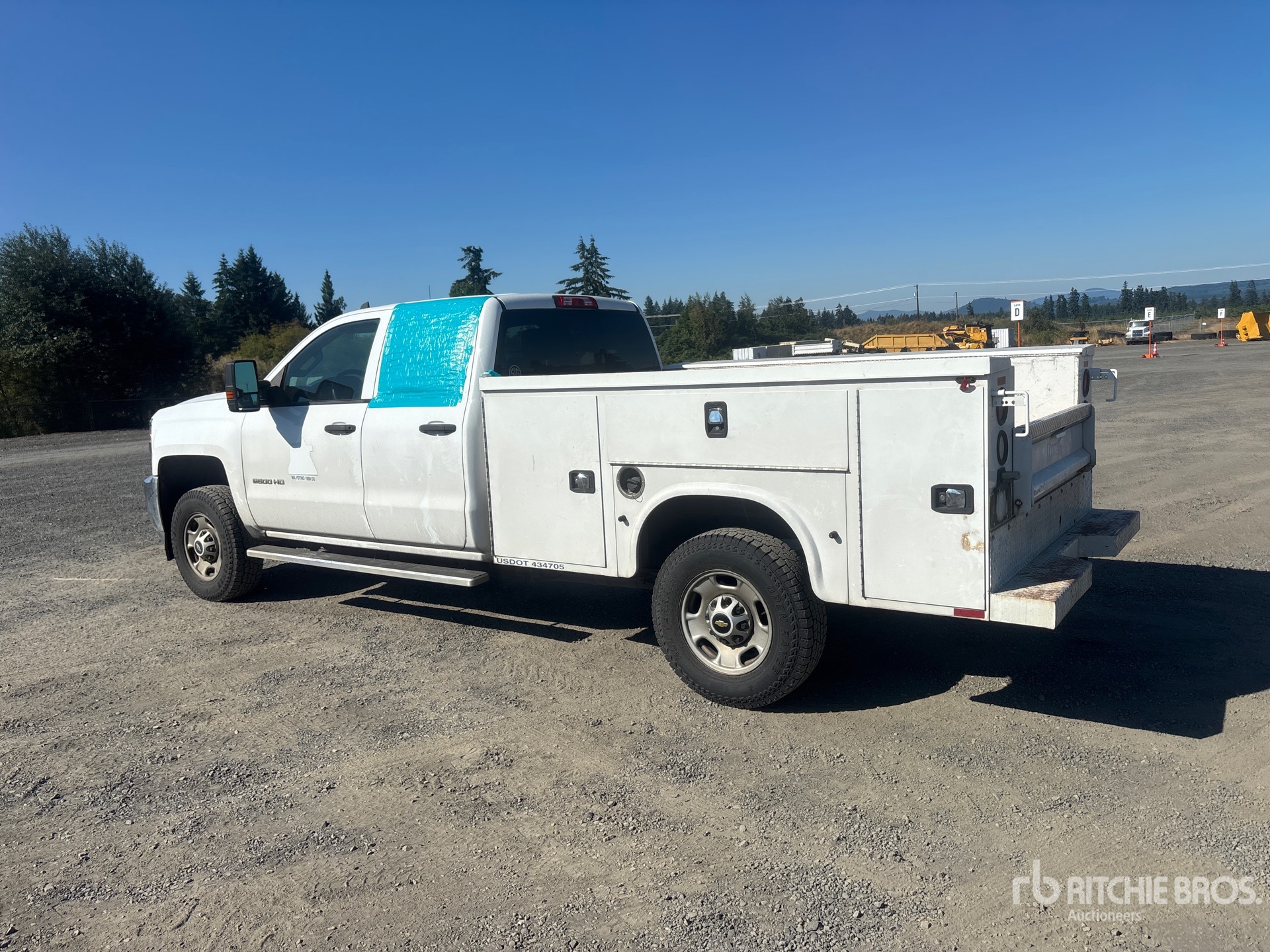 General Appearance with Picture, Left Rear Corner