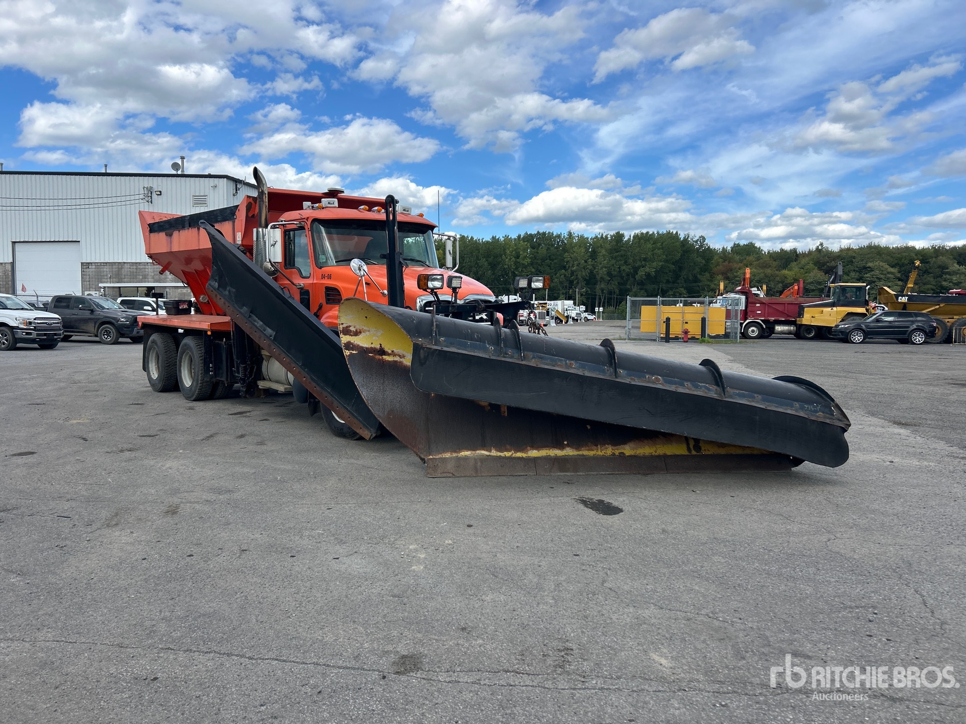 2006 Mack GRANITE CV713