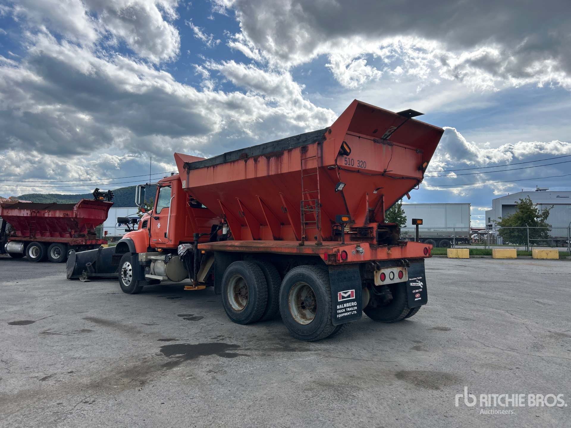 2006 Mack GRANITE CV713