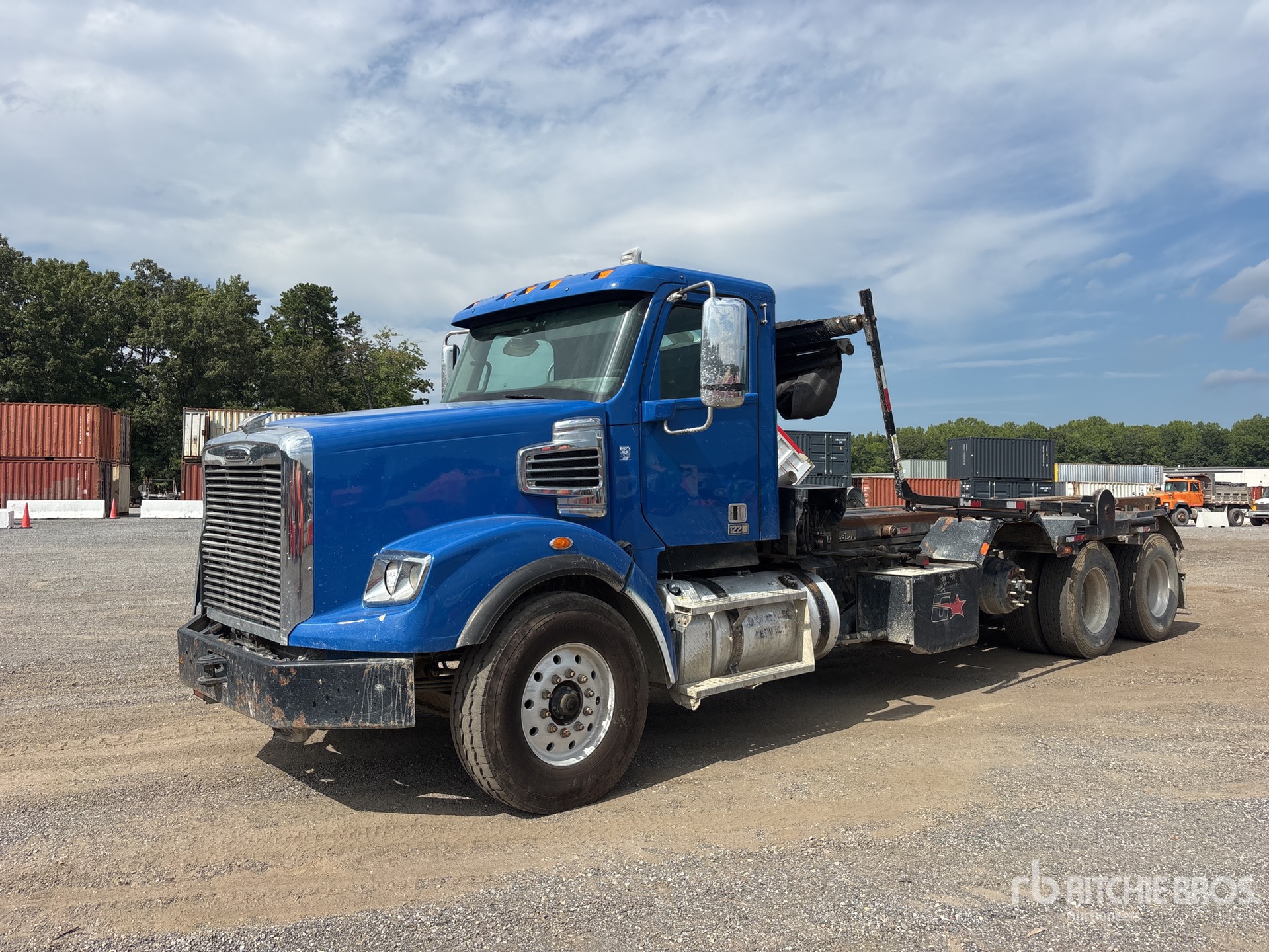 2018 Freightliner 122SD