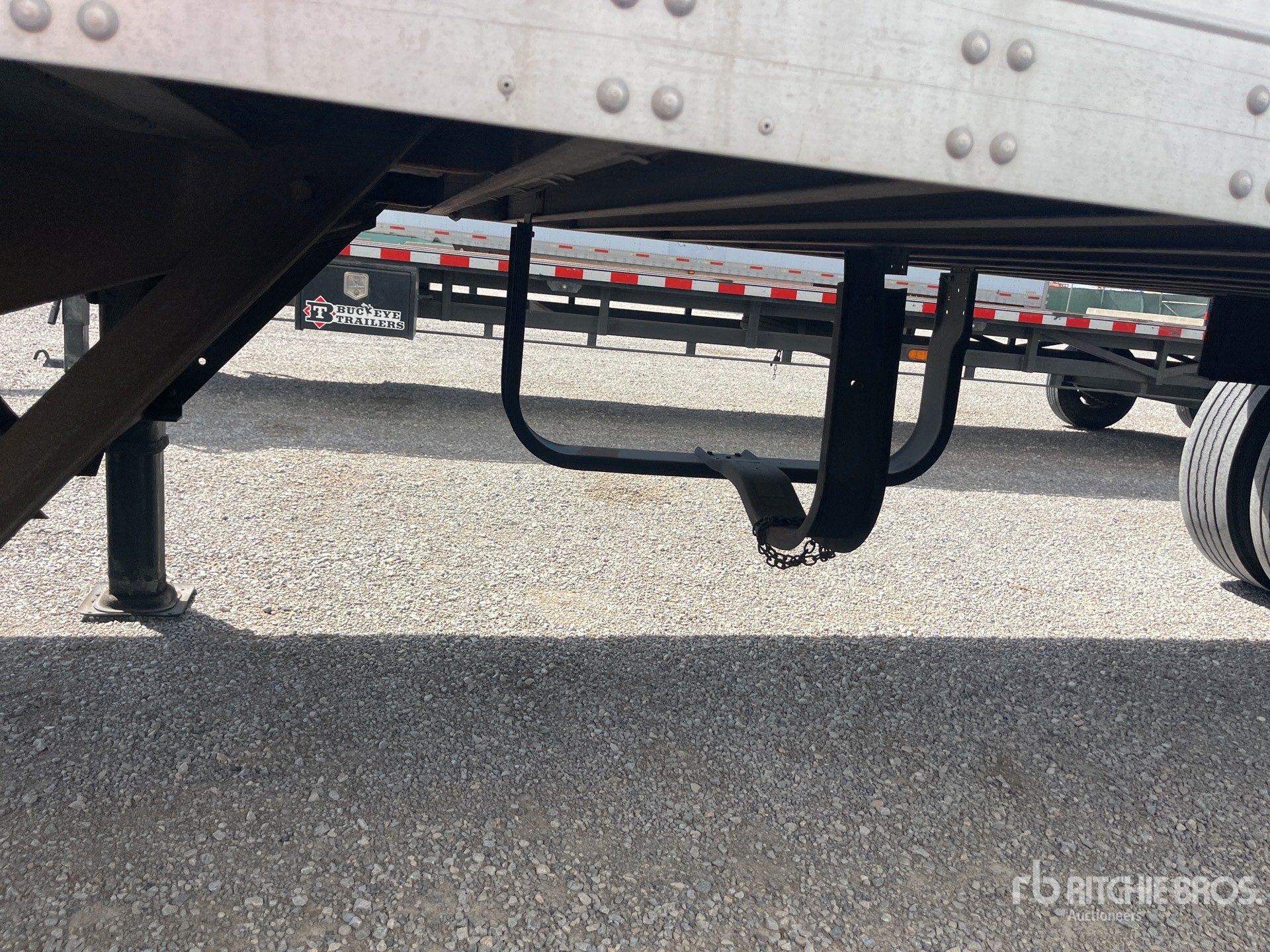 1999 Fruehauf 28 ft S/A