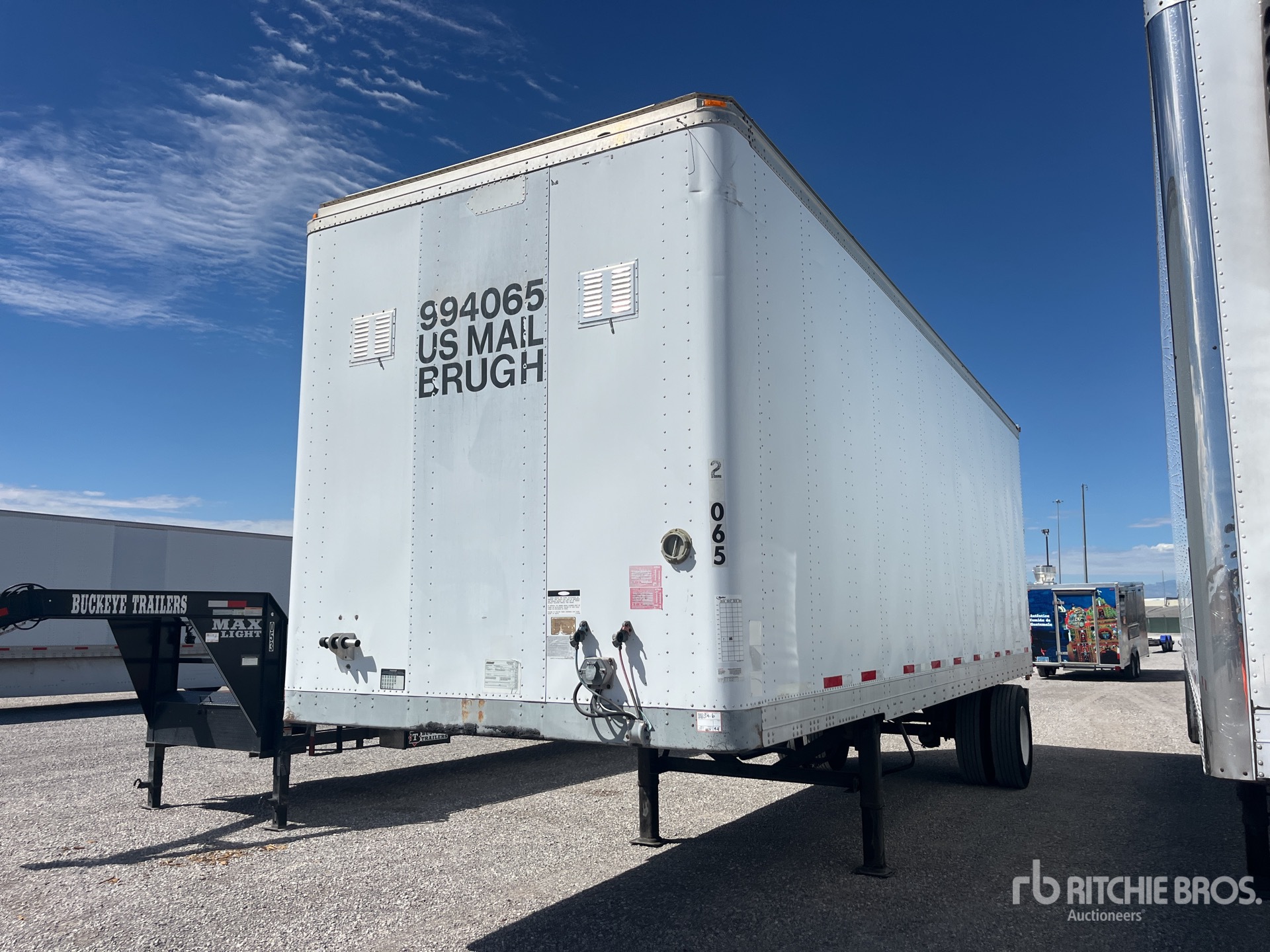 1999 Fruehauf 28 ft S/A
