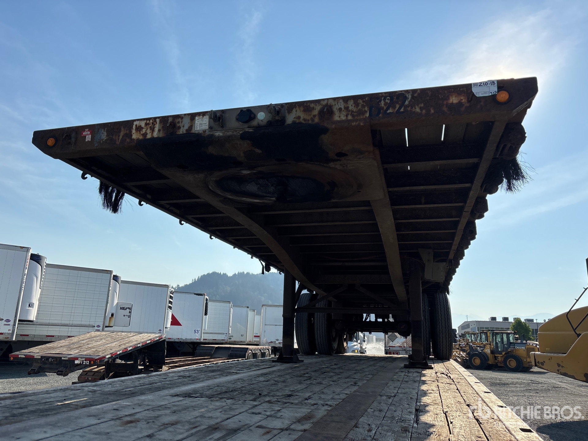 2004 Load King  28 FT SUPER B-TRAIN PUP