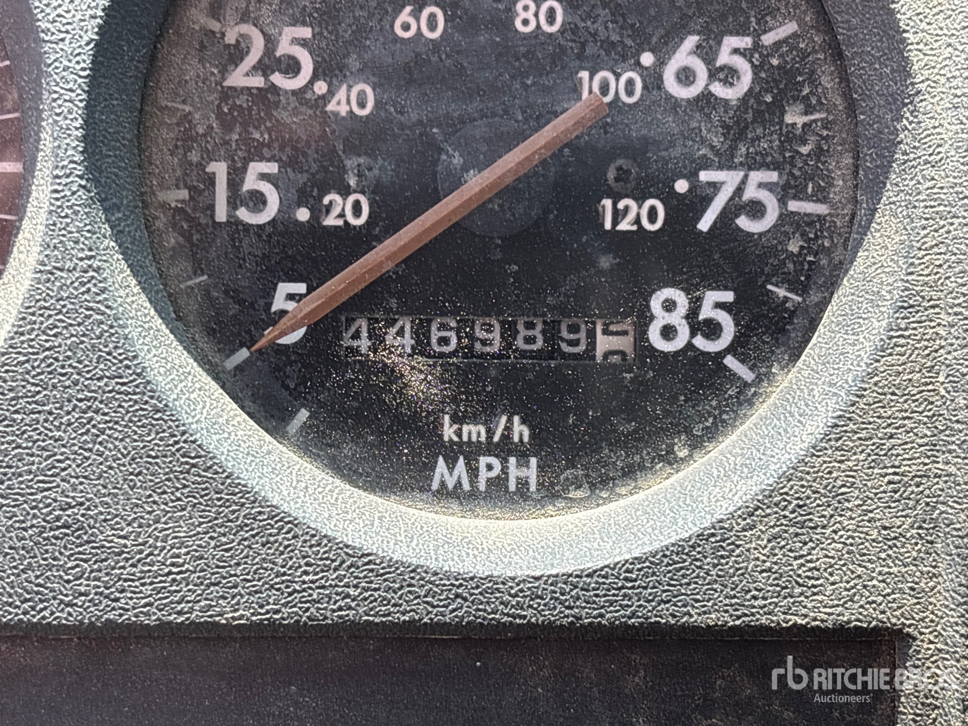 2000 Freightliner FL60