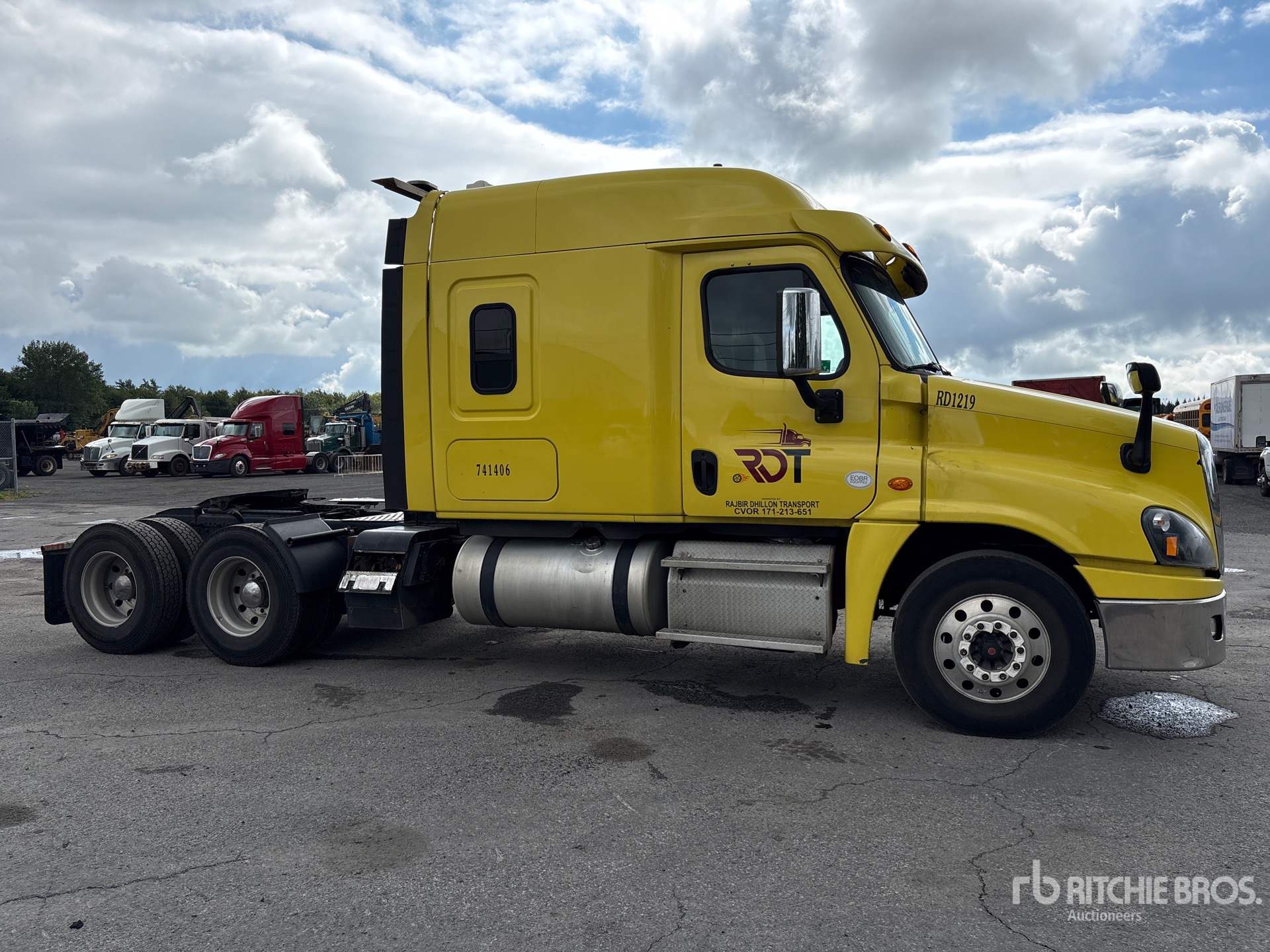 2018 Freightliner CASCADIA 125