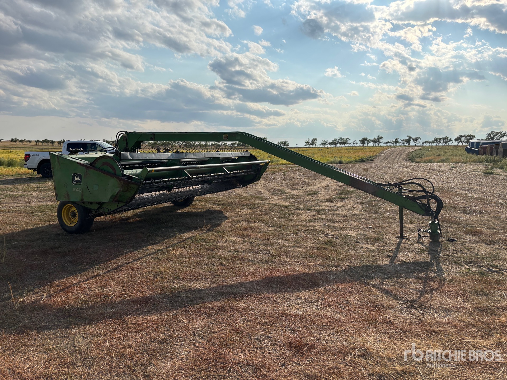 John Deere 240