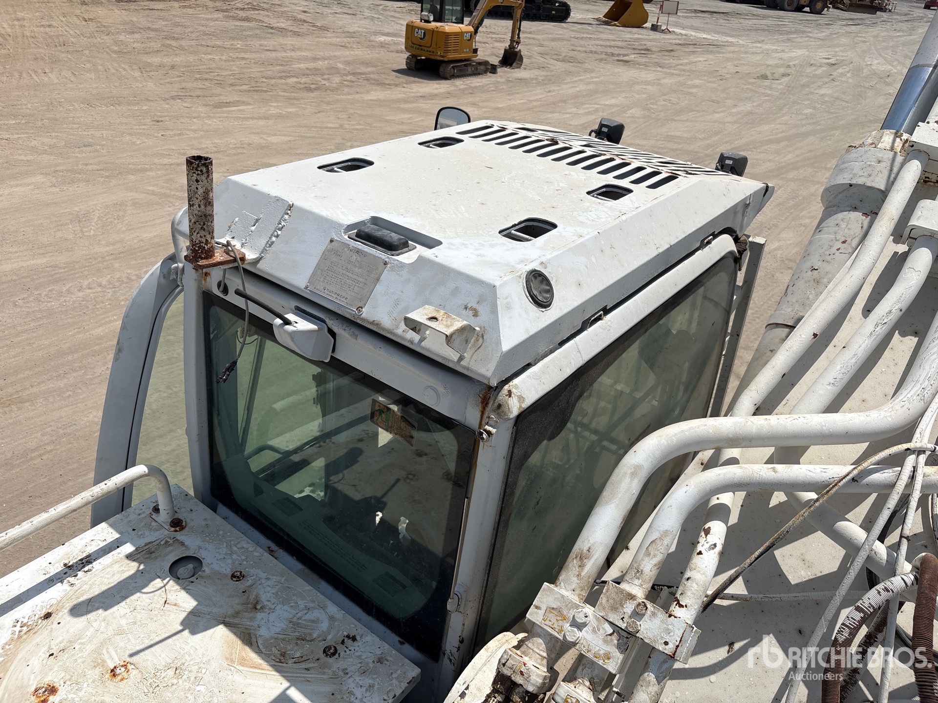 Hitachi ZX870LCH