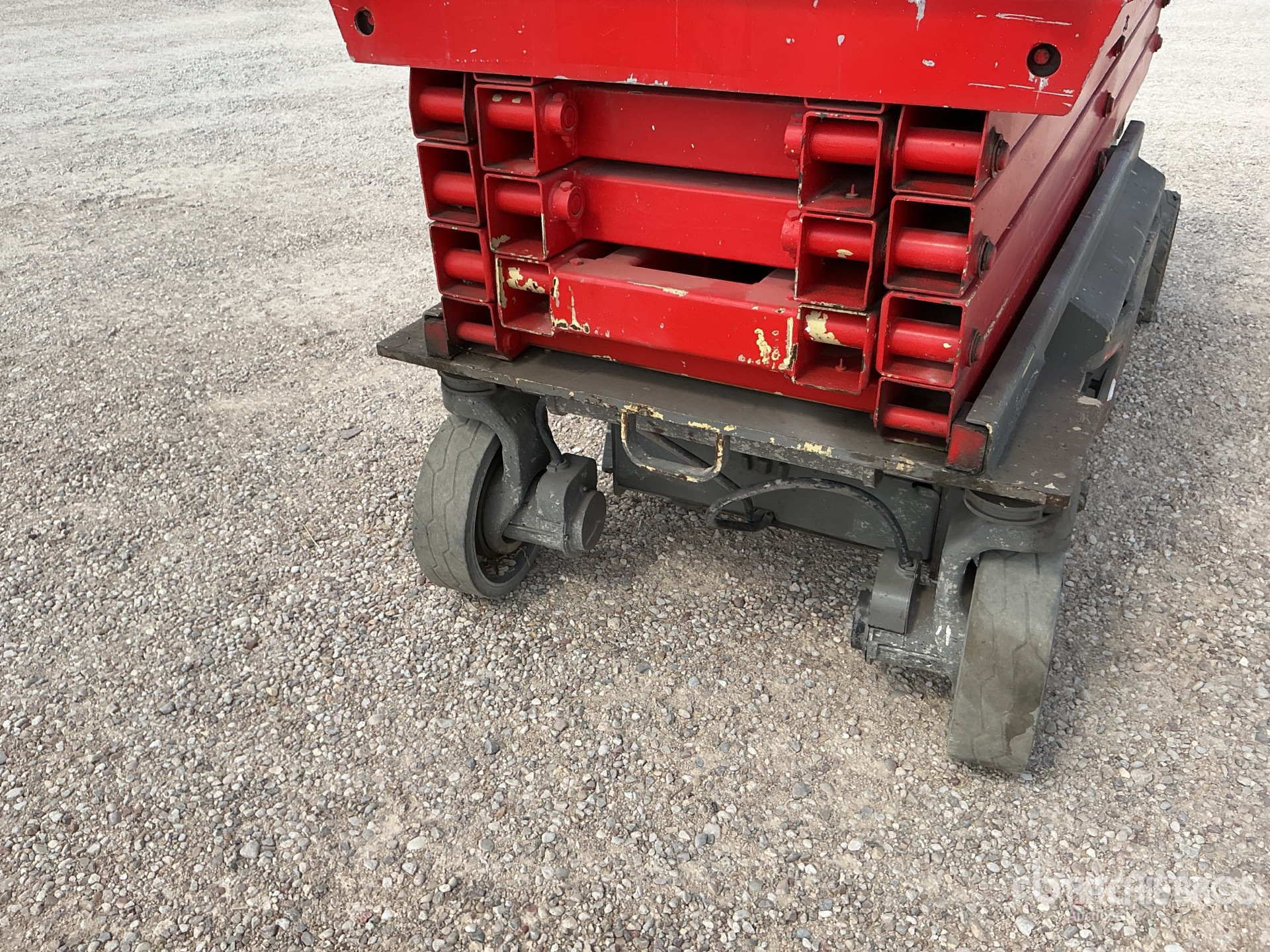 2007 JLG 3246ES