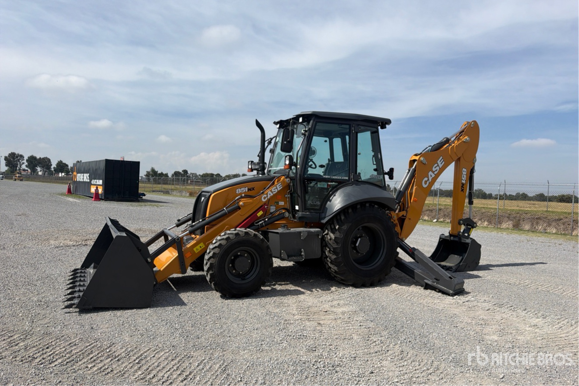 2026 Case 851NX