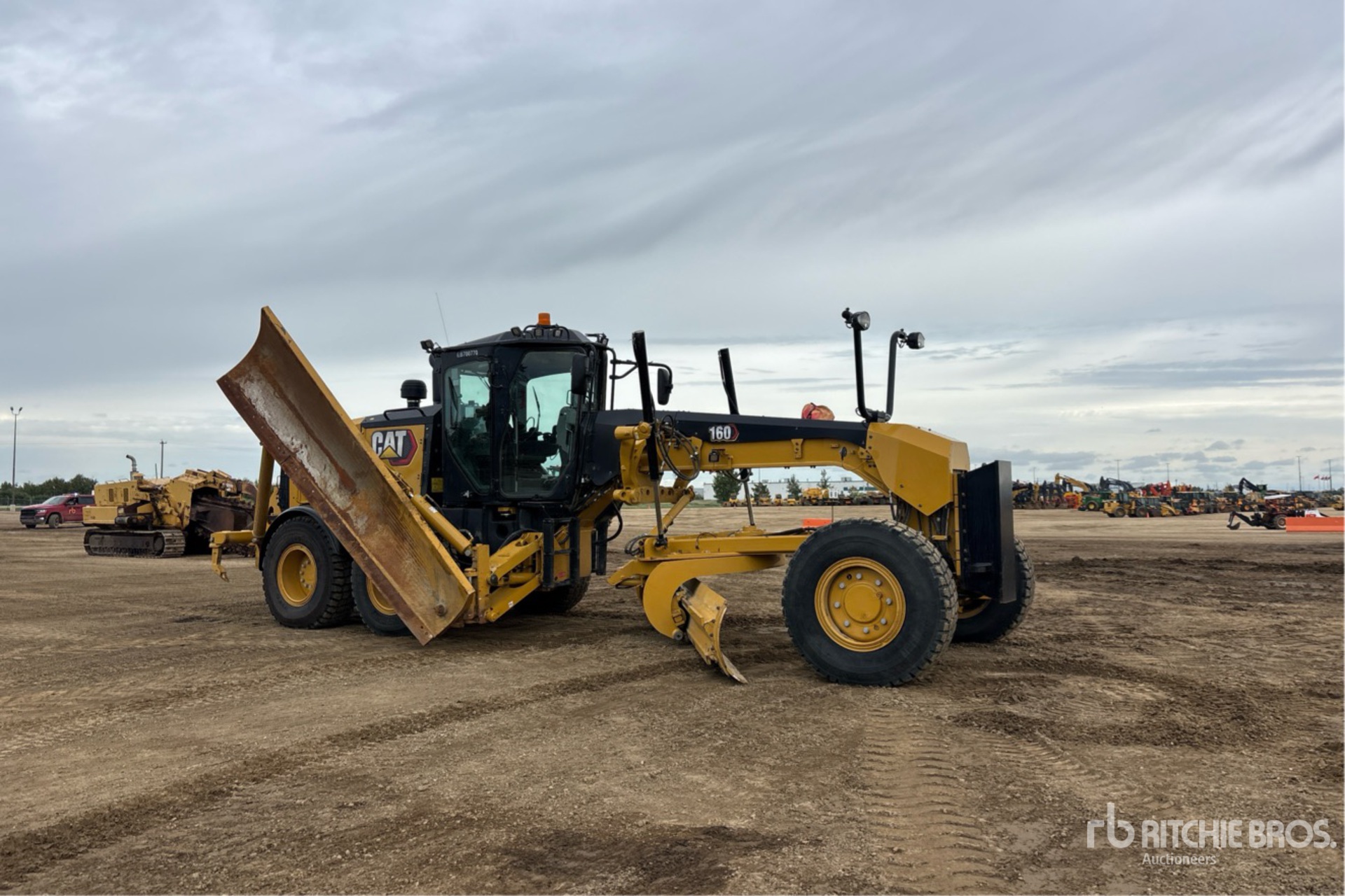 2024 Caterpillar 160