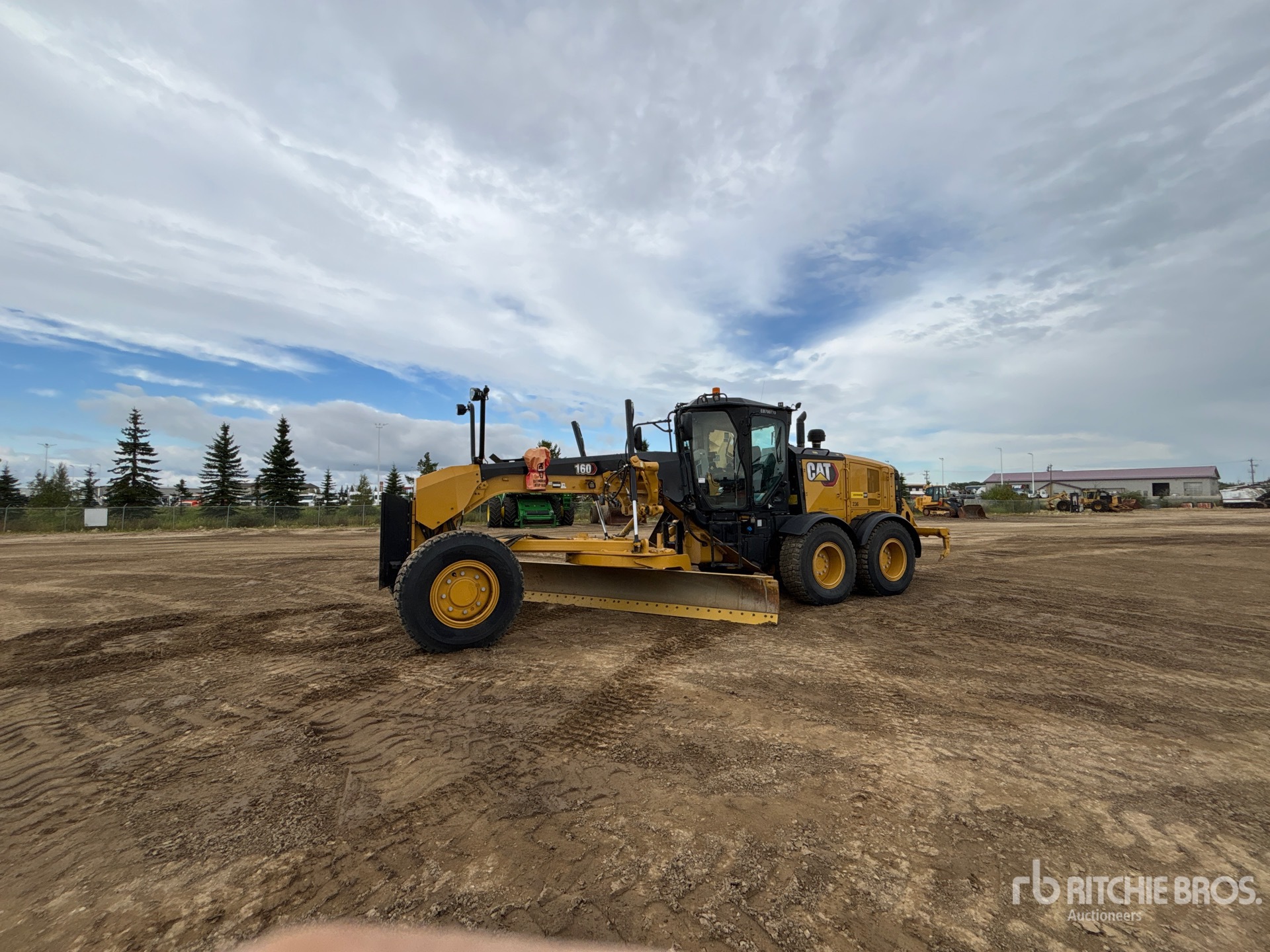 2024 Caterpillar 160
