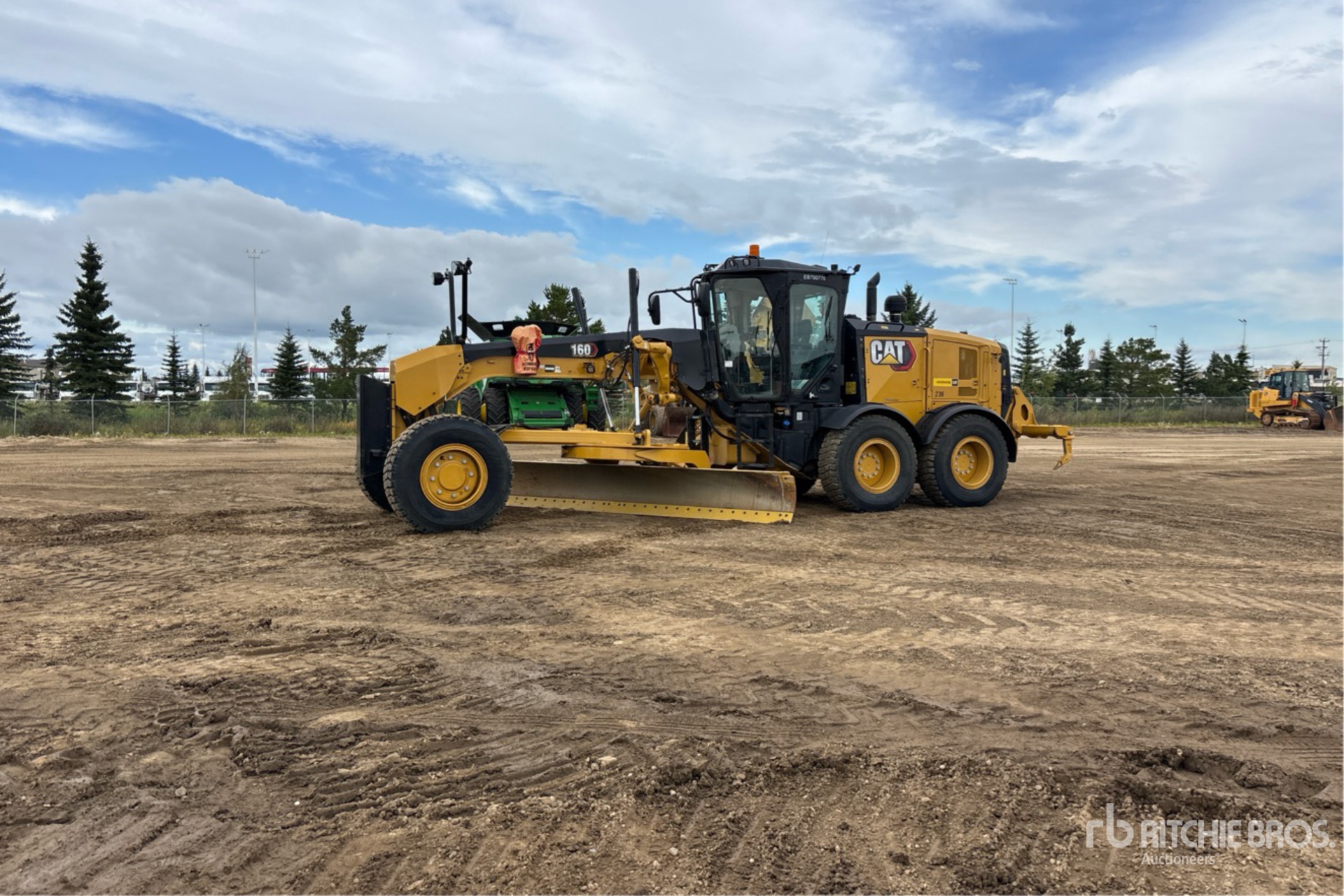 2024 Caterpillar 160