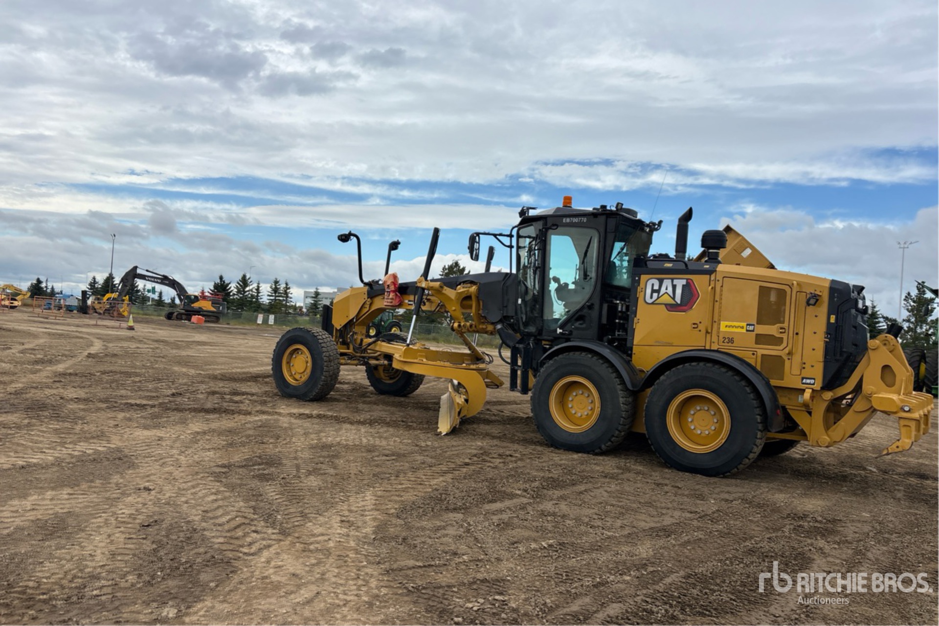2024 Caterpillar 160