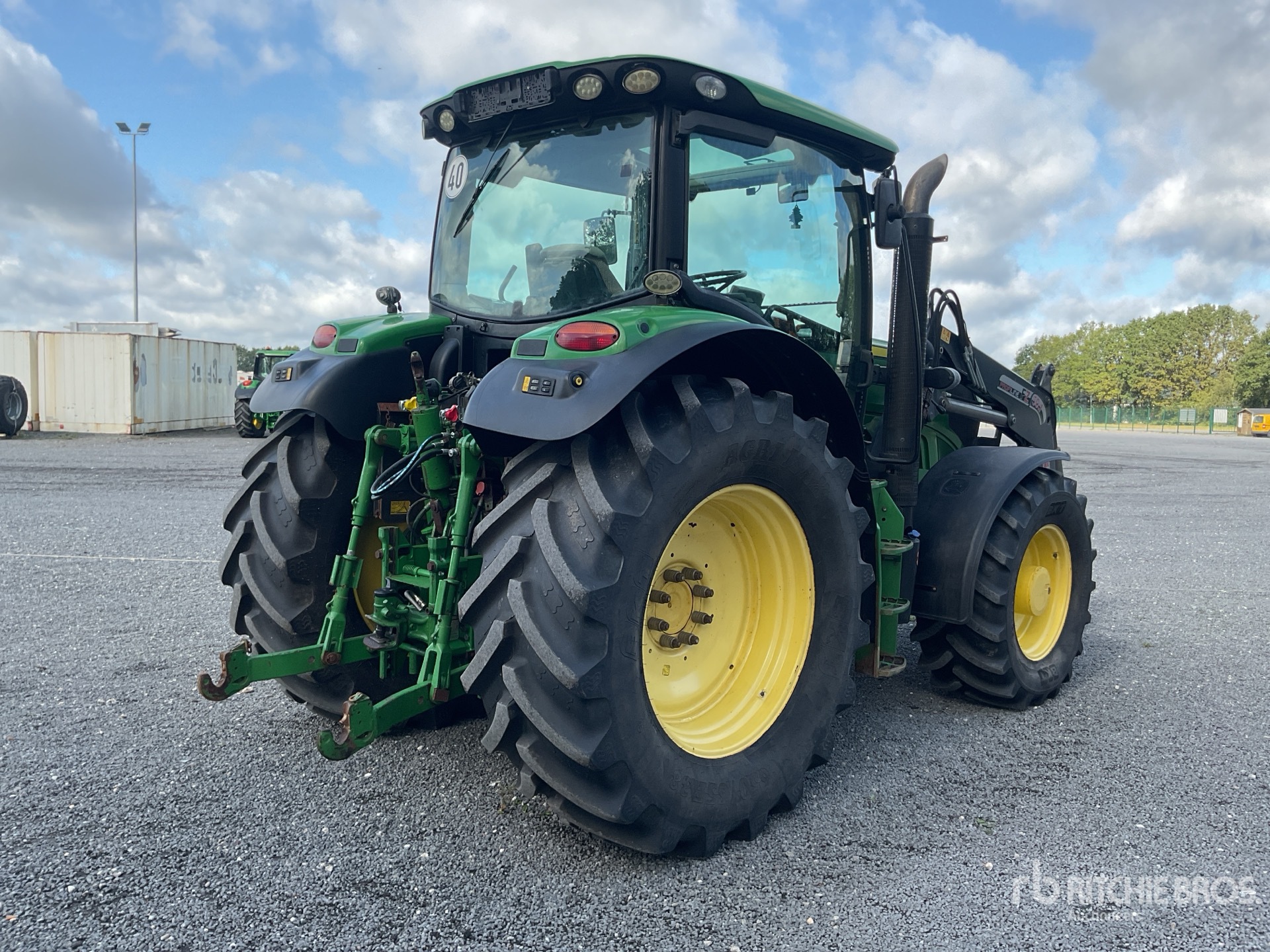 2013 John Deere 6140R