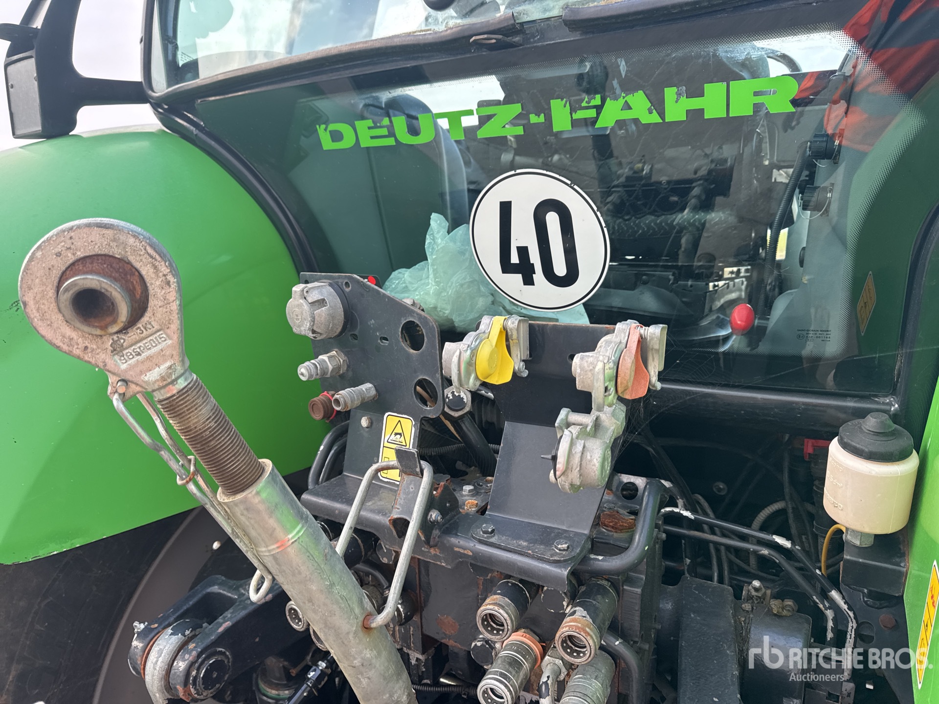 2011 Deutz-Fahr AGROTRON M625
