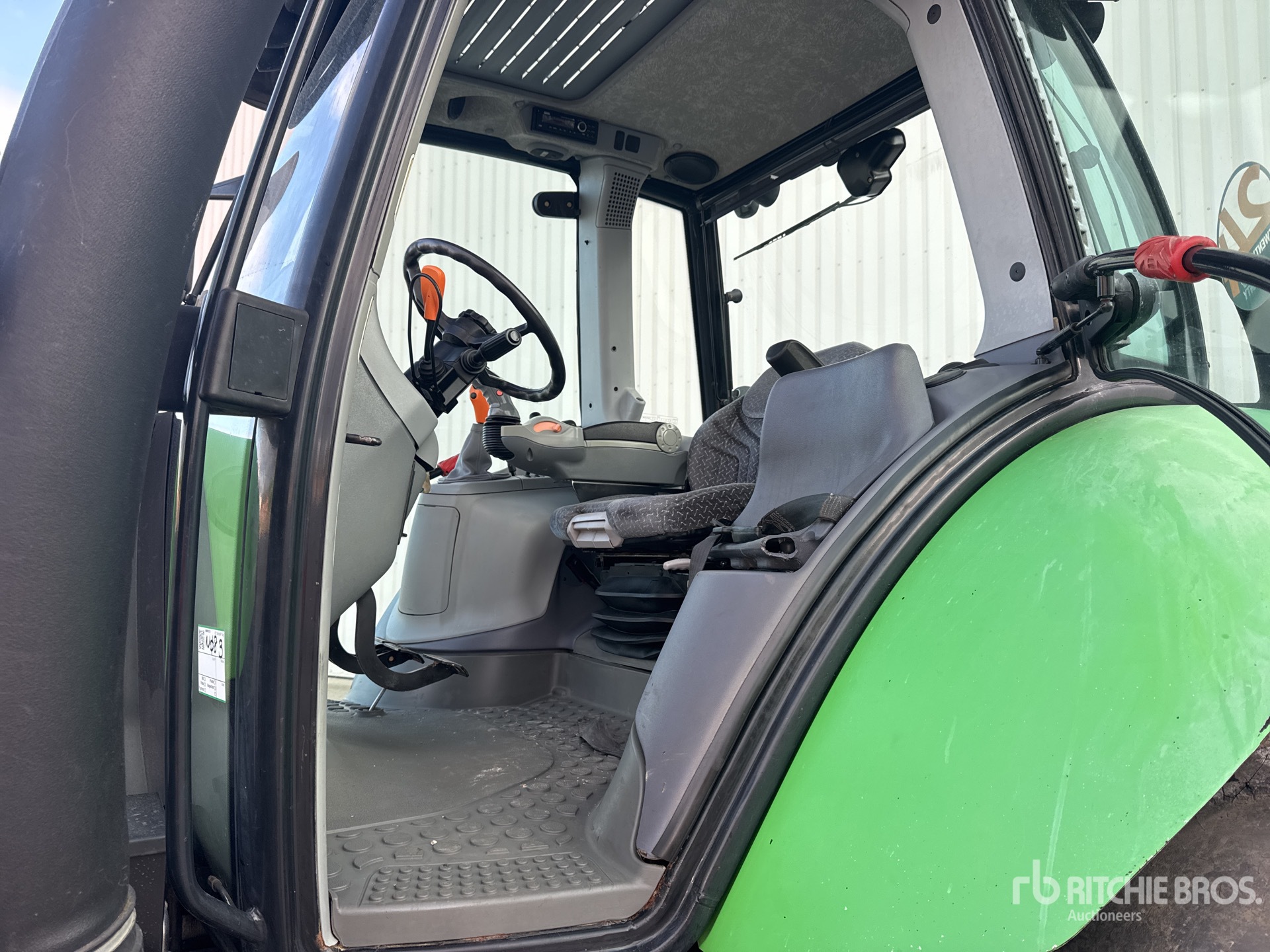 2011 Deutz-Fahr AGROTRON M625
