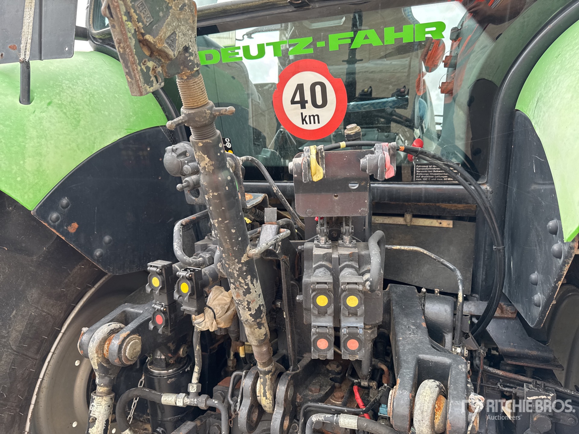 2002 Deutz-Fahr AGROTRON 150 MK3