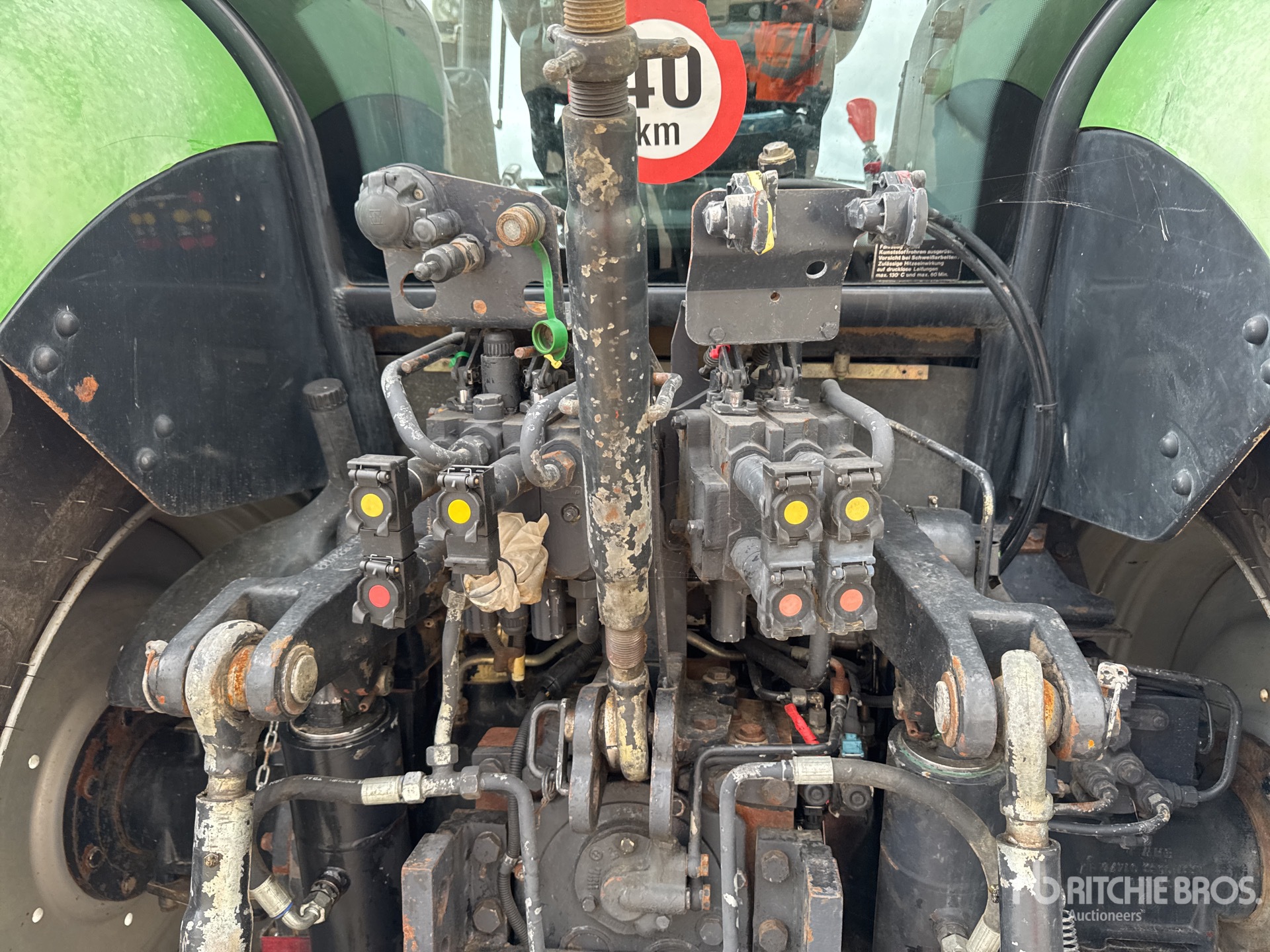 2002 Deutz-Fahr AGROTRON 150 MK3