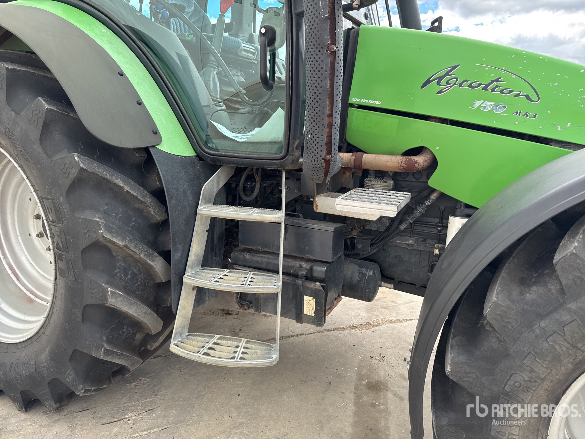 2002 Deutz-Fahr AGROTRON 150 MK3