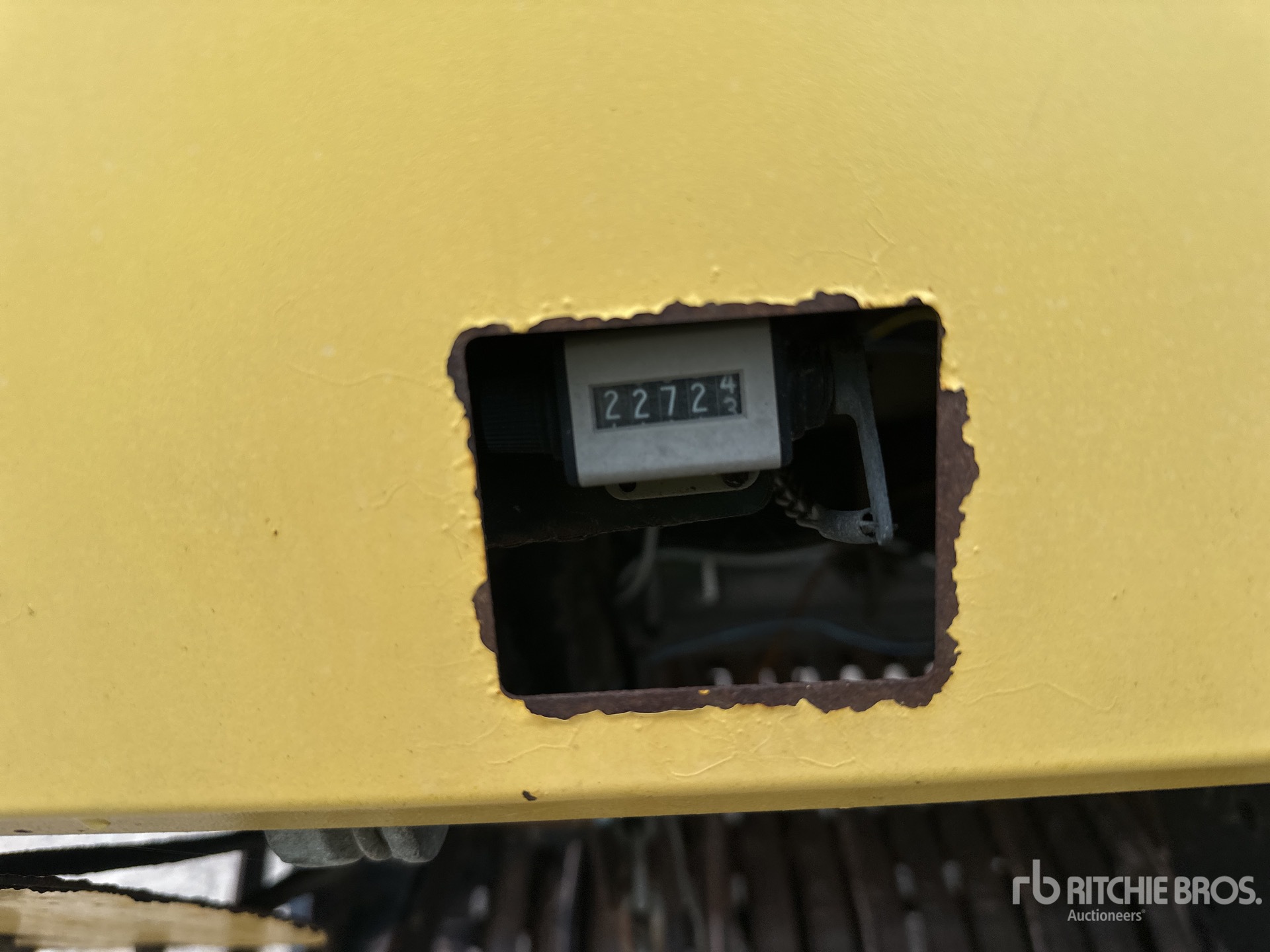 2006 New Holland BR740A