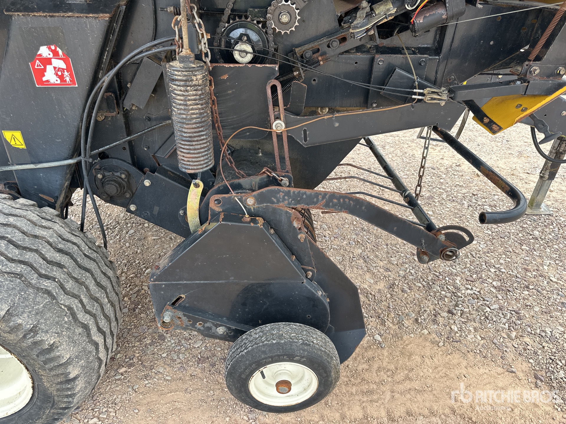 2006 New Holland BR750A