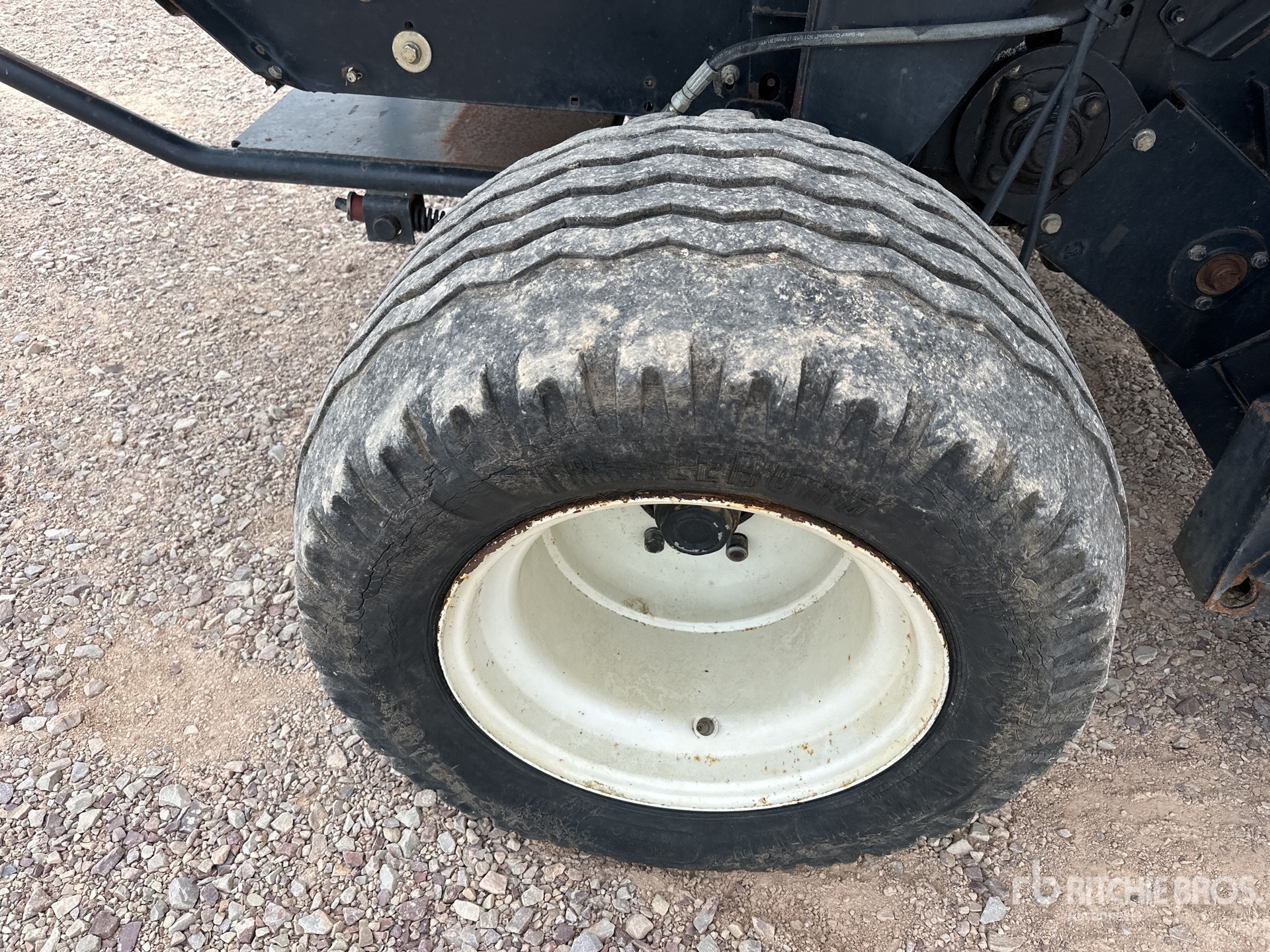 2006 New Holland BR750A