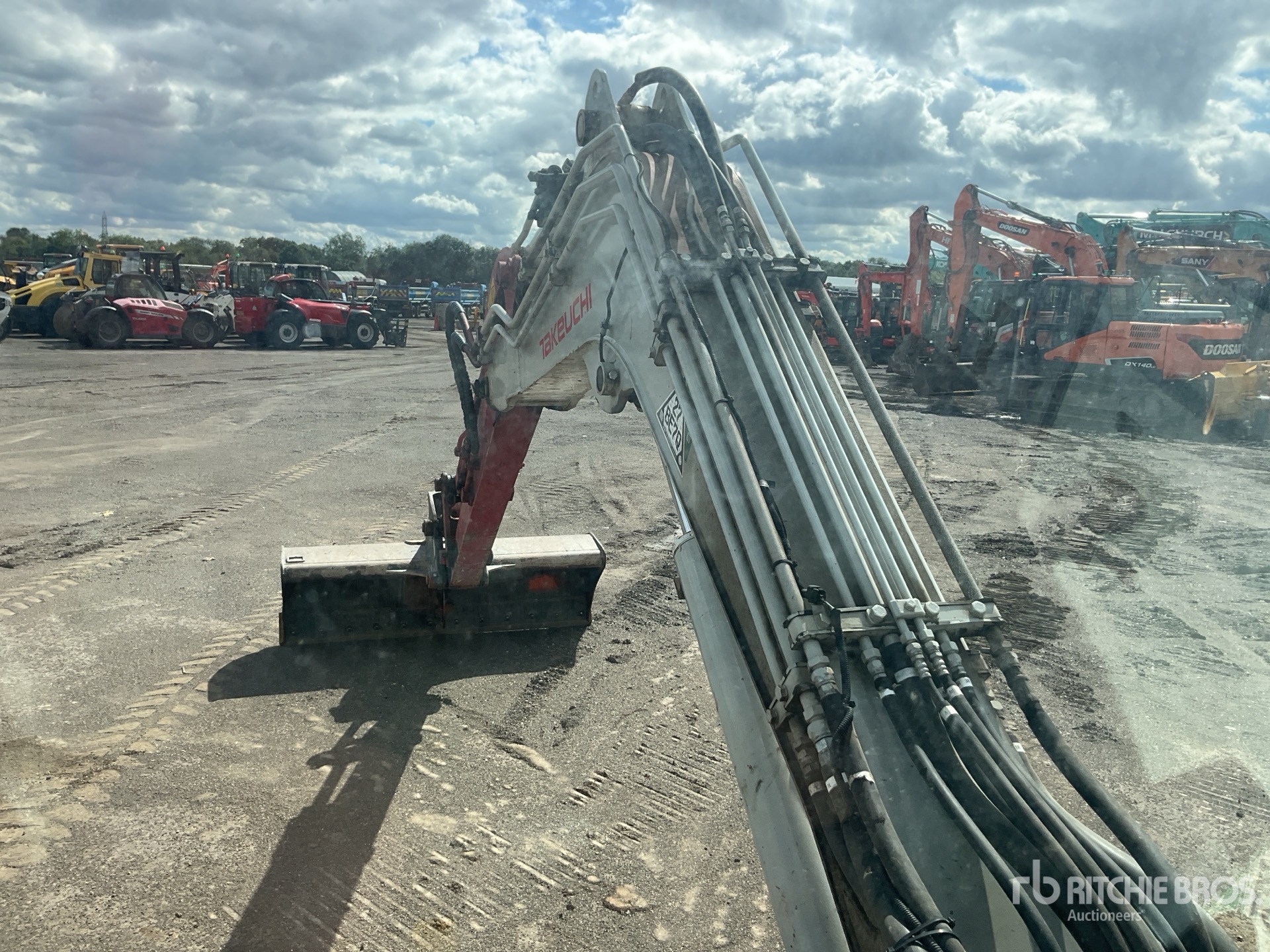 2022 Takeuchi TB370
