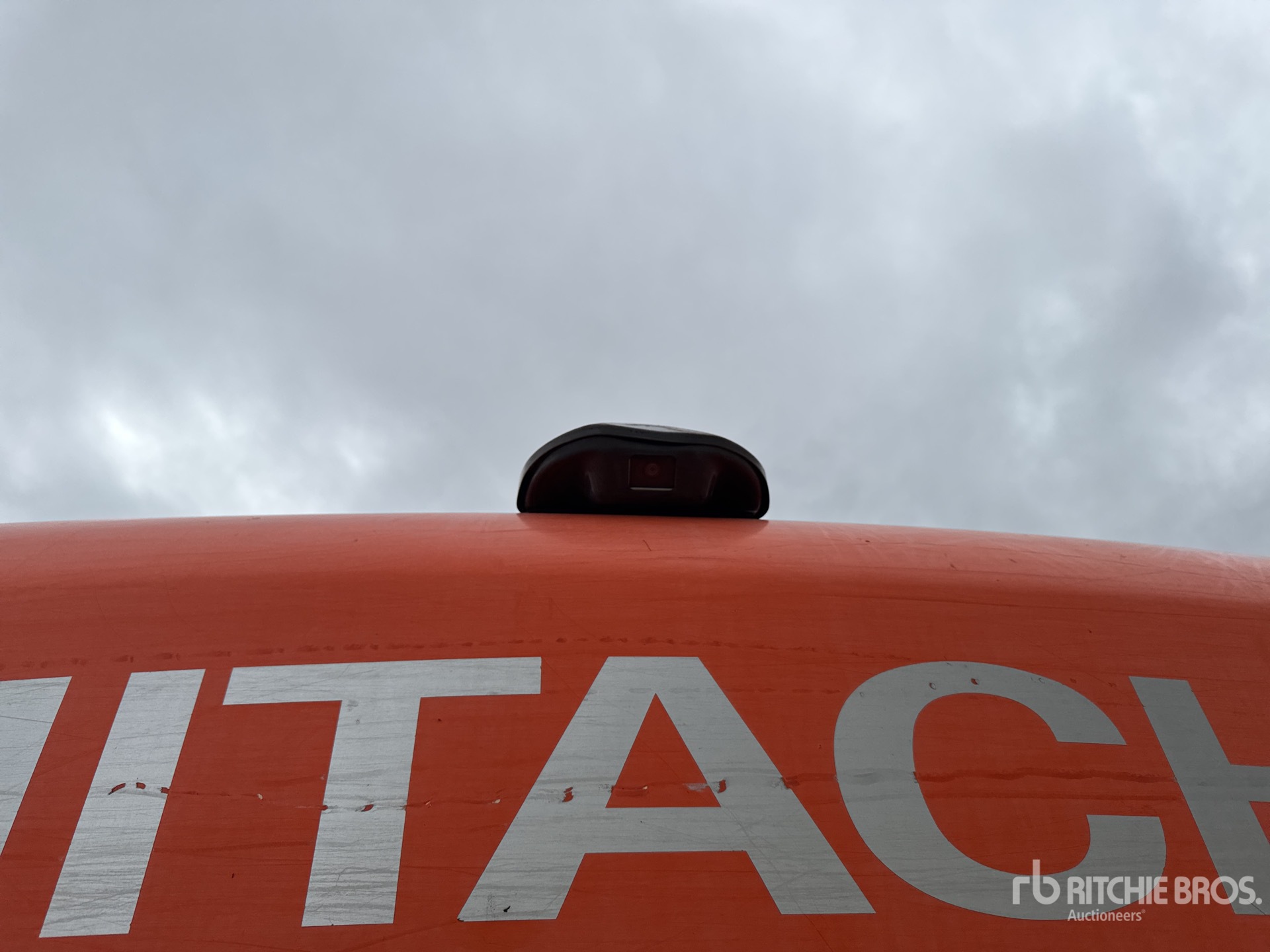 2013 Hitachi ZX140W-3