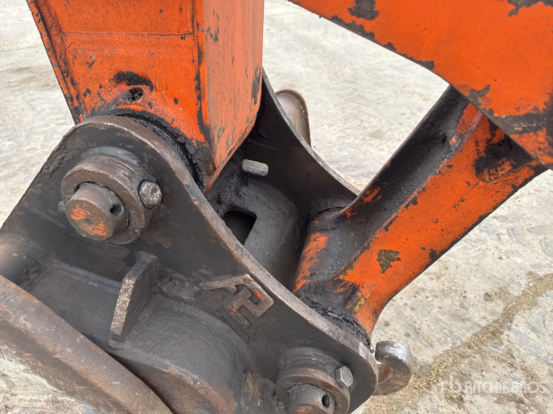 2013 Hitachi ZX140W-3