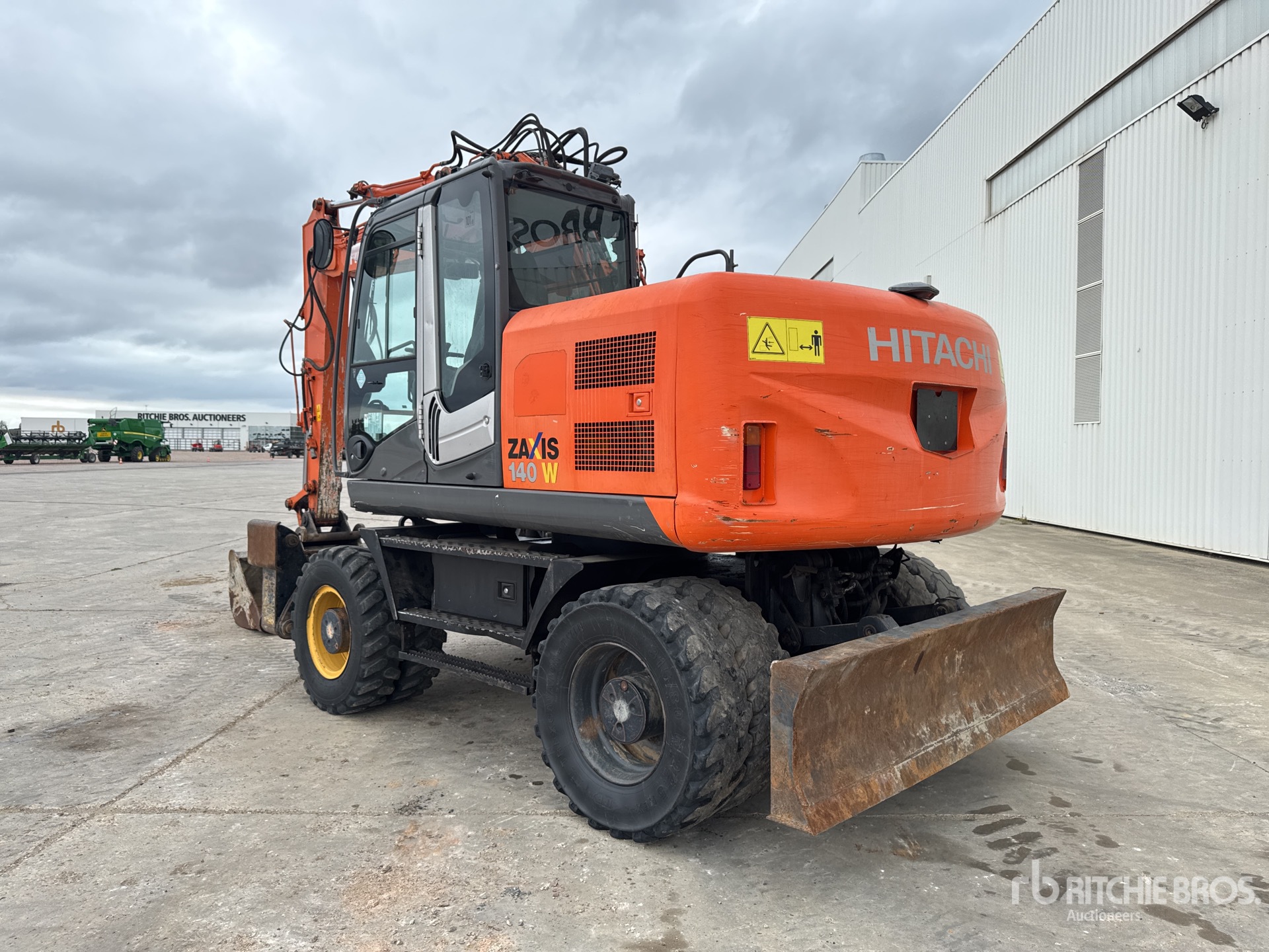 2013 Hitachi ZX140W-3