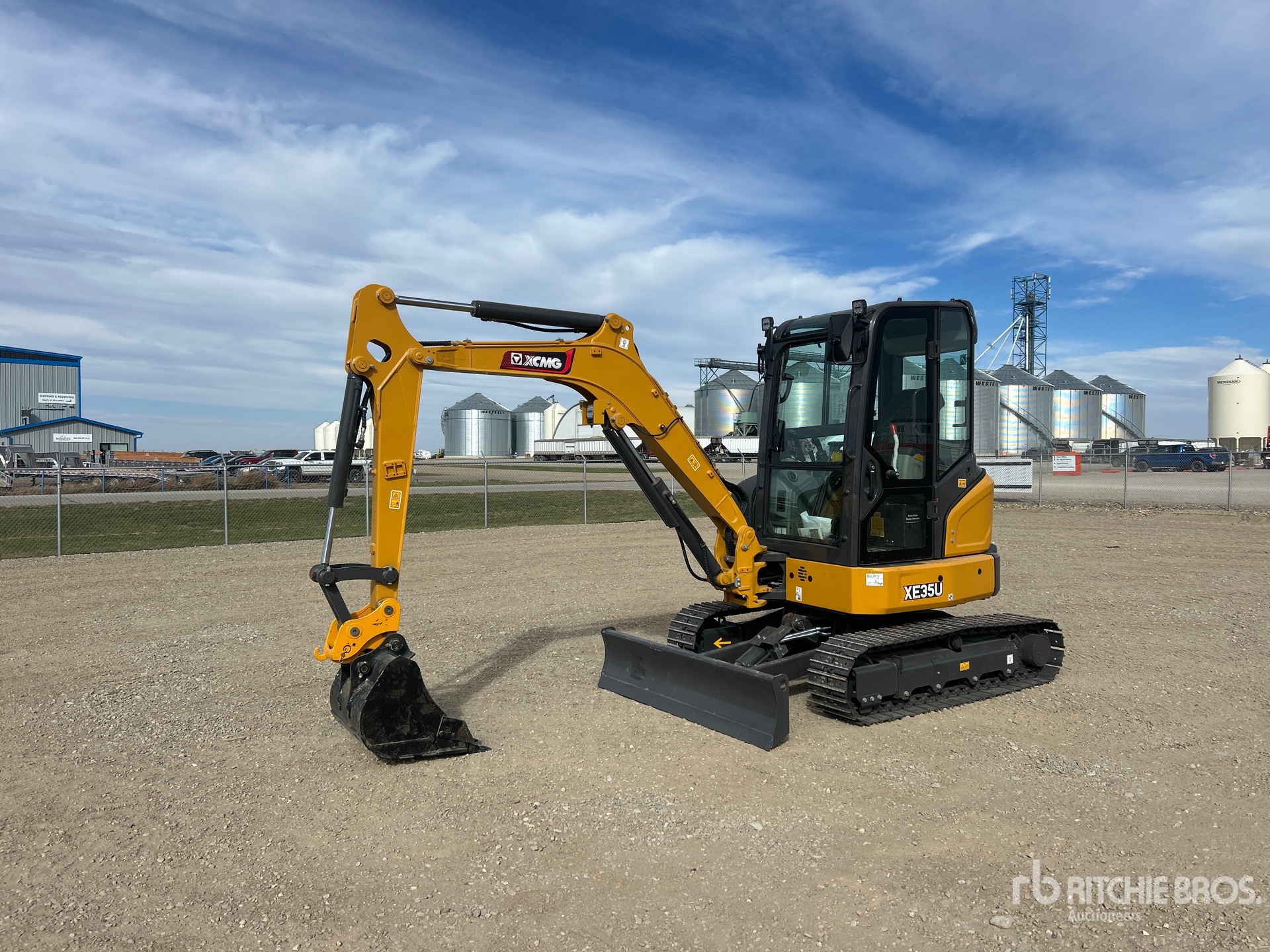 2026 XCMG XE35U