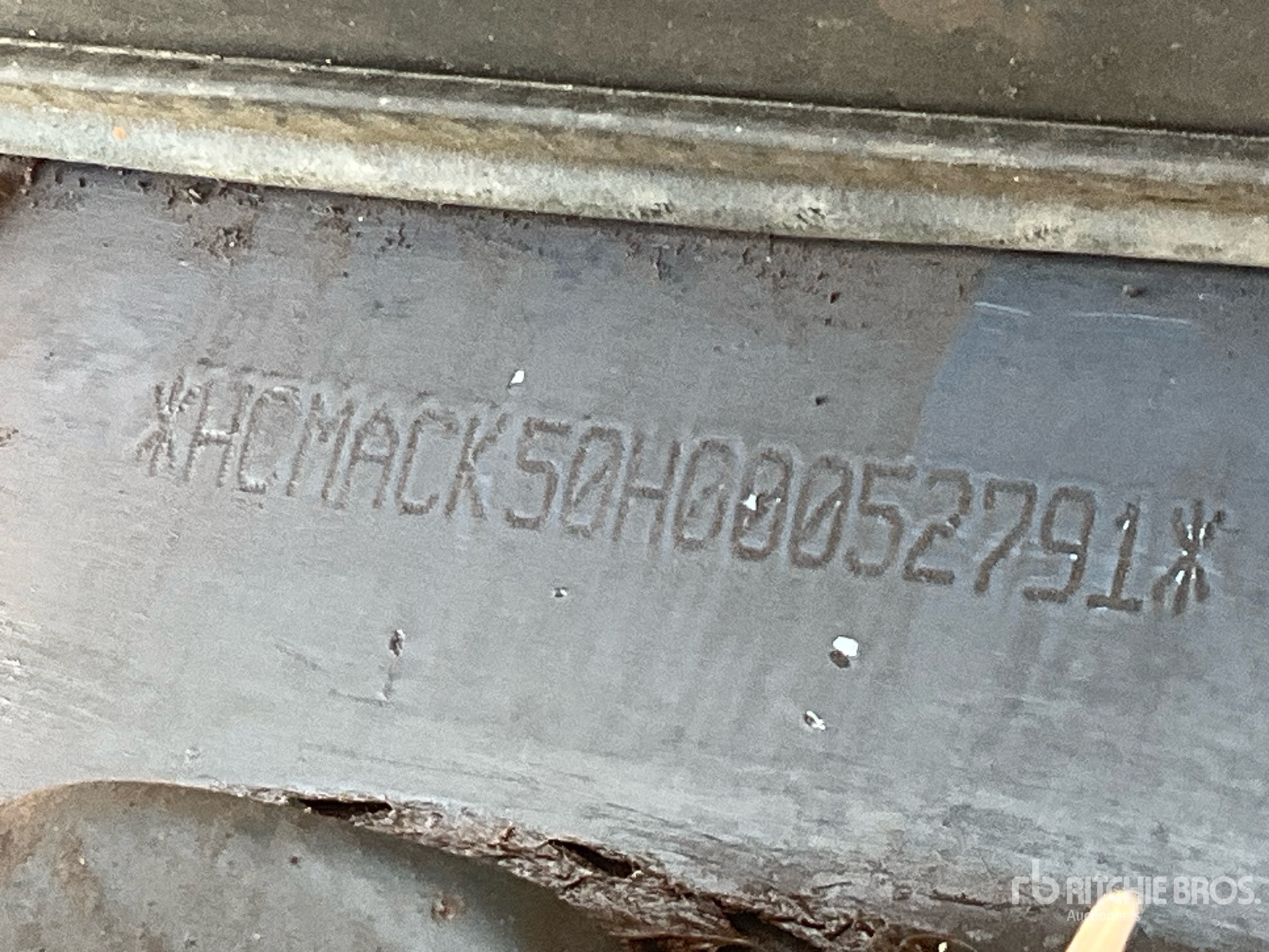 2022 Hitachi ZX26U-6