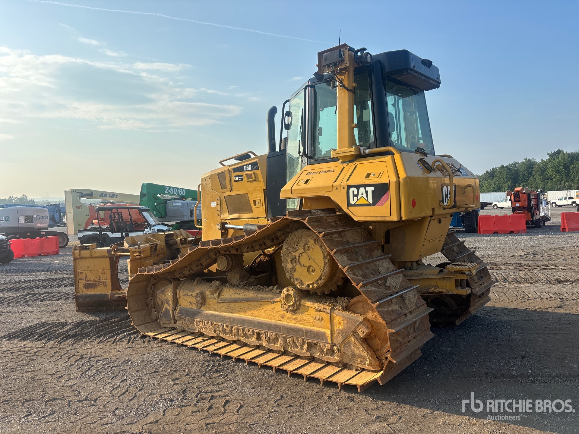 2017 Caterpillar D6N LGP