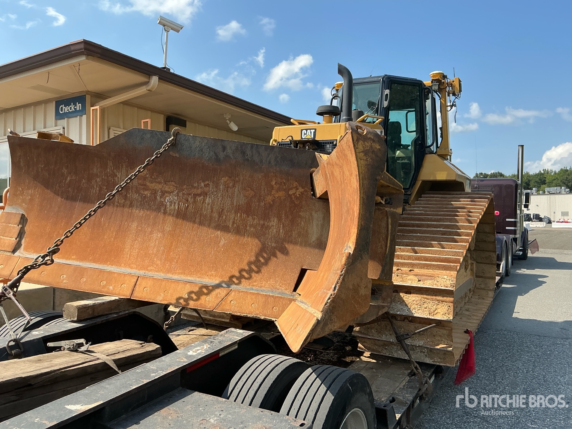 Photo of 2017 Caterpillar D6N LGP