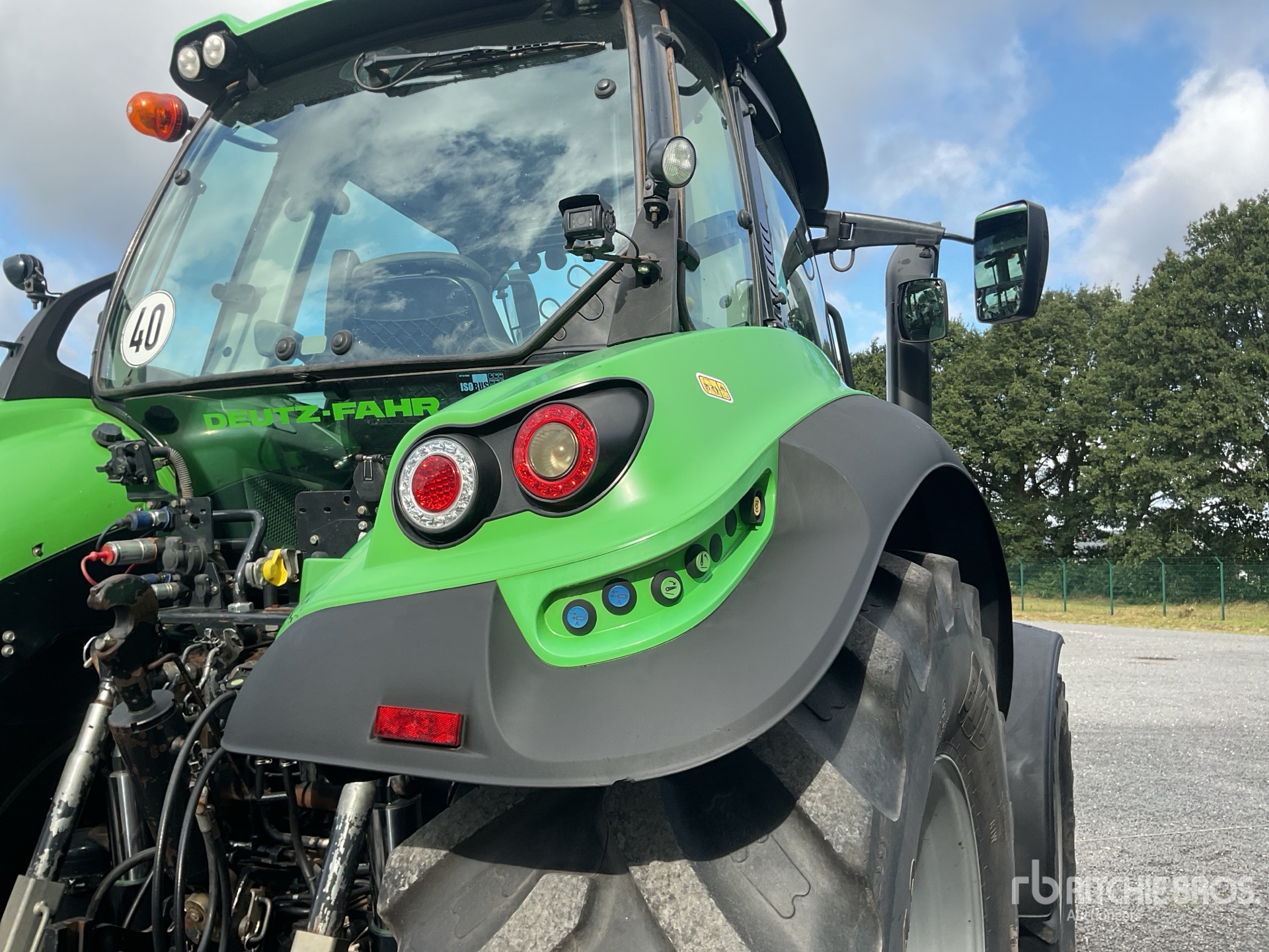 2016 Deutz-Fahr 6215 C SHIFT