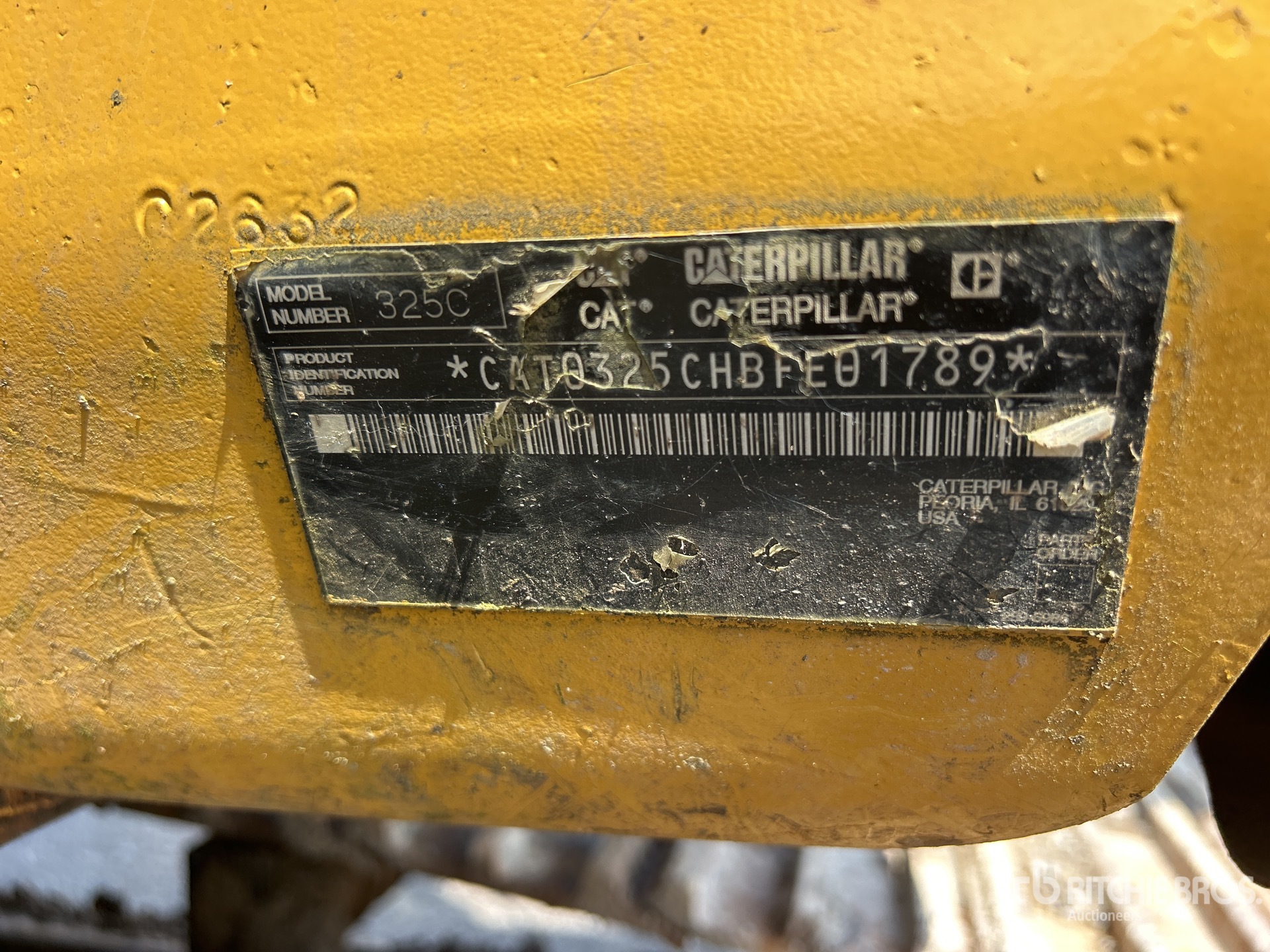 2005 Caterpillar 325C L