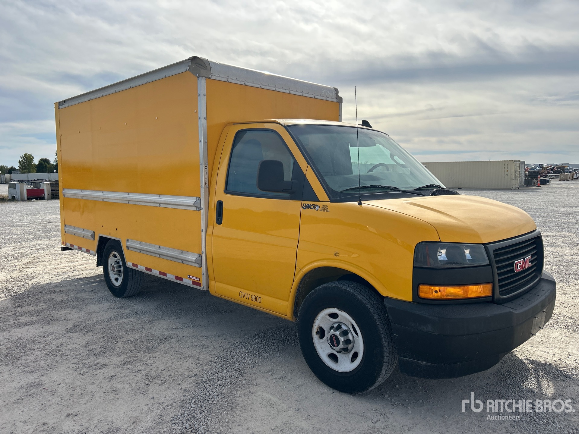 2018 GMC SAVANA G3500