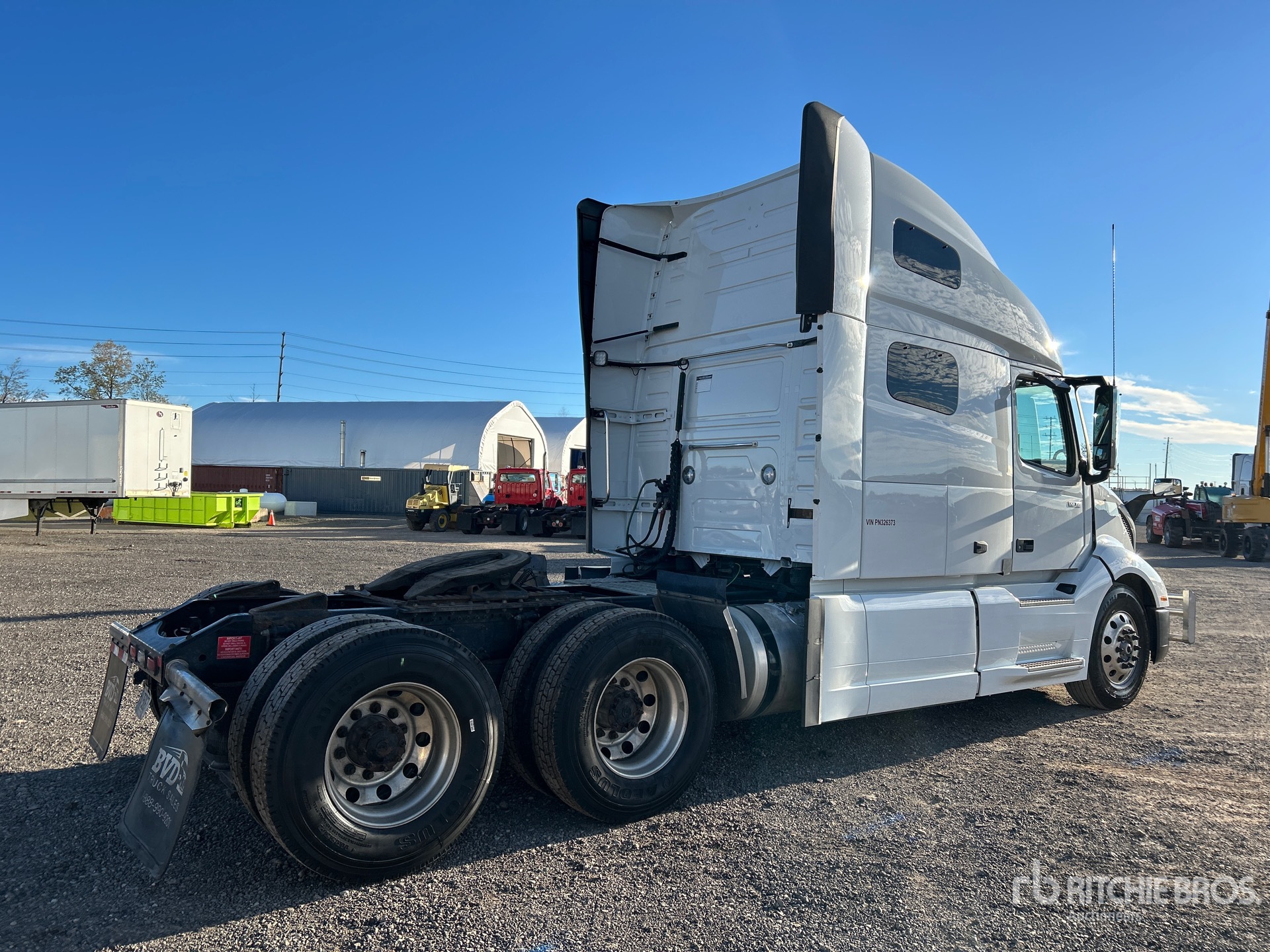 2023 Volvo VNL