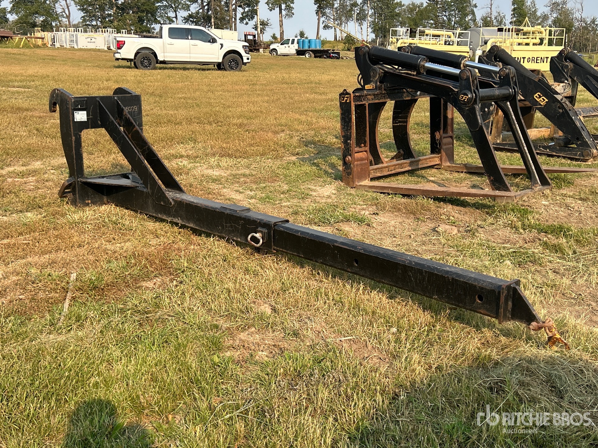 2013 Caterpillar 84 IN Q/C EXTENDABLE